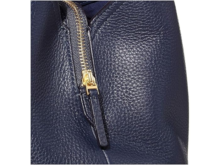 chelsea slouchy leather tote tory burch