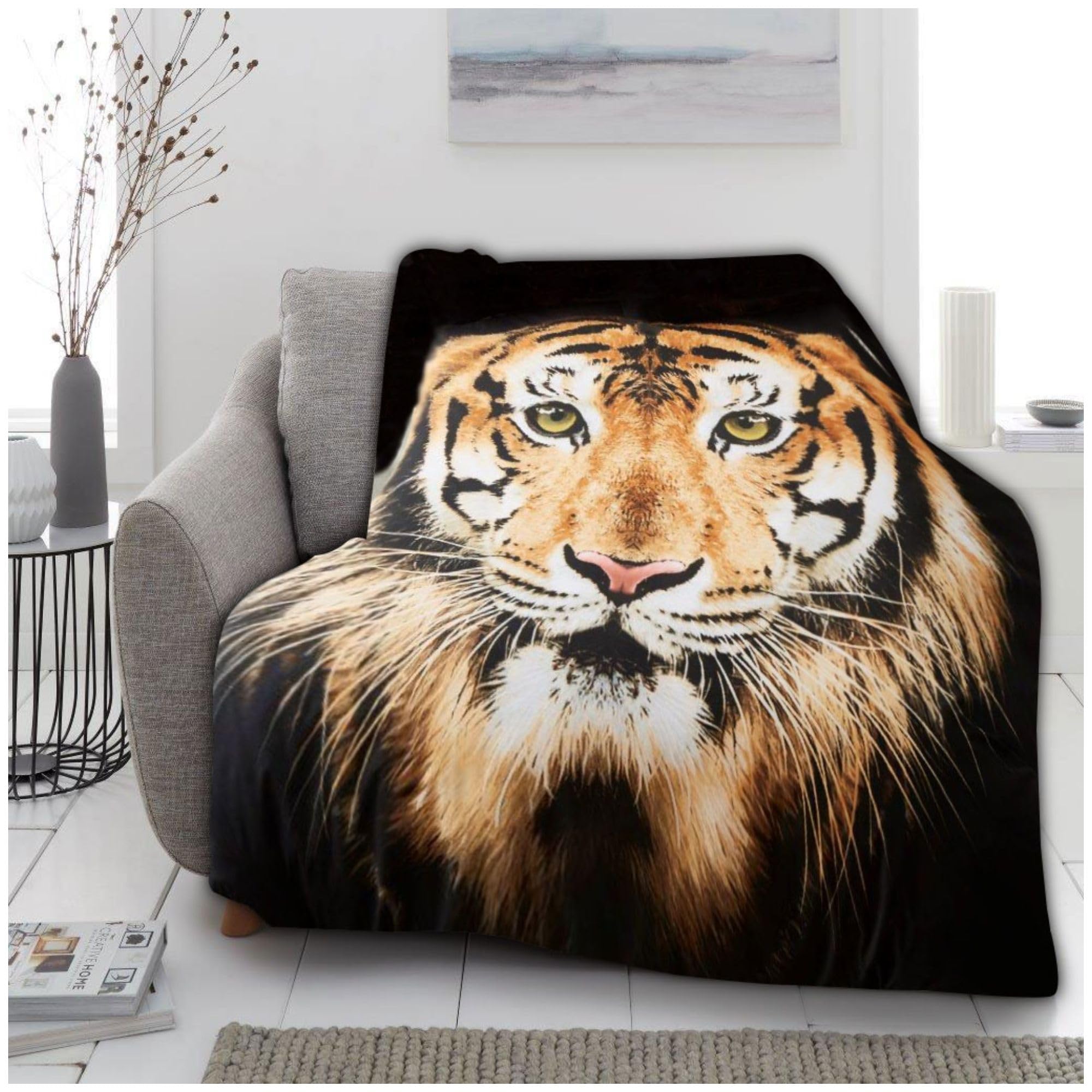 VELVETIO Luxurious 3D Tiger Face Brown Fleece Throw, Ultra Soft Animal Print Sofa Bed Blankets, Extra Large Cuddly & Fluffy Blanket For Settee, 150 x 200cm