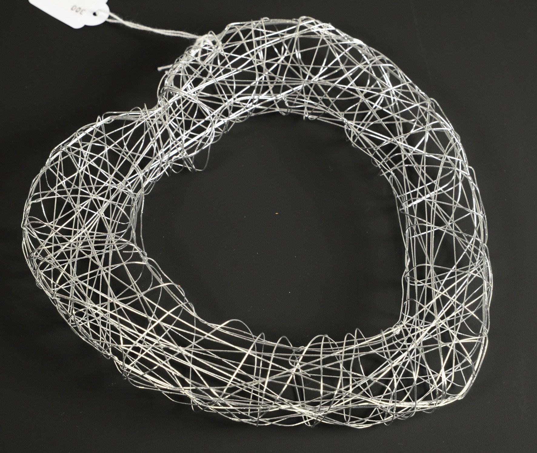 E+N Deko Silver Wire Heart – width x height x Depth: Approx. 20x20x3,5 cm