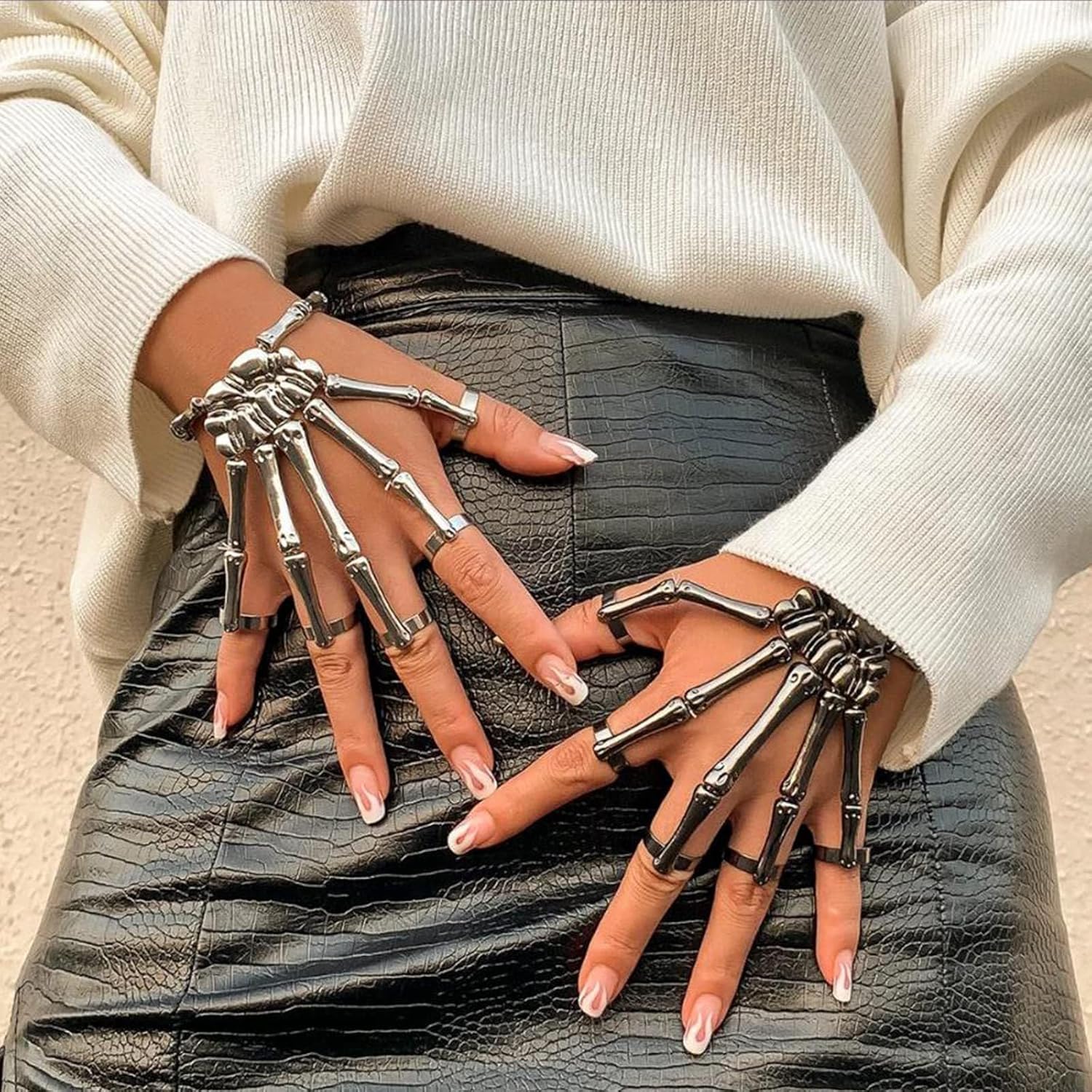 Bethynas Gothic Skull Skeleton Metal Fingers Hand Bracelet with Adjustable Ring Punk Bone Wristband Cosplay Jewelry for Women - Image 6