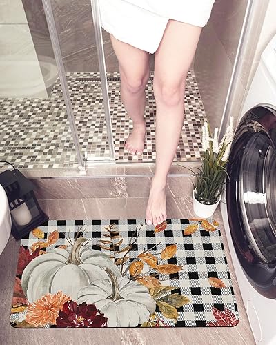 Autumn Maple Leaves Bath Mat Quick Dry Bathroom Rug Non Slip Bath Carpet Thanksgiving Pumpkins Black-White Plaid Low Profile Floor Mat for Bathtub