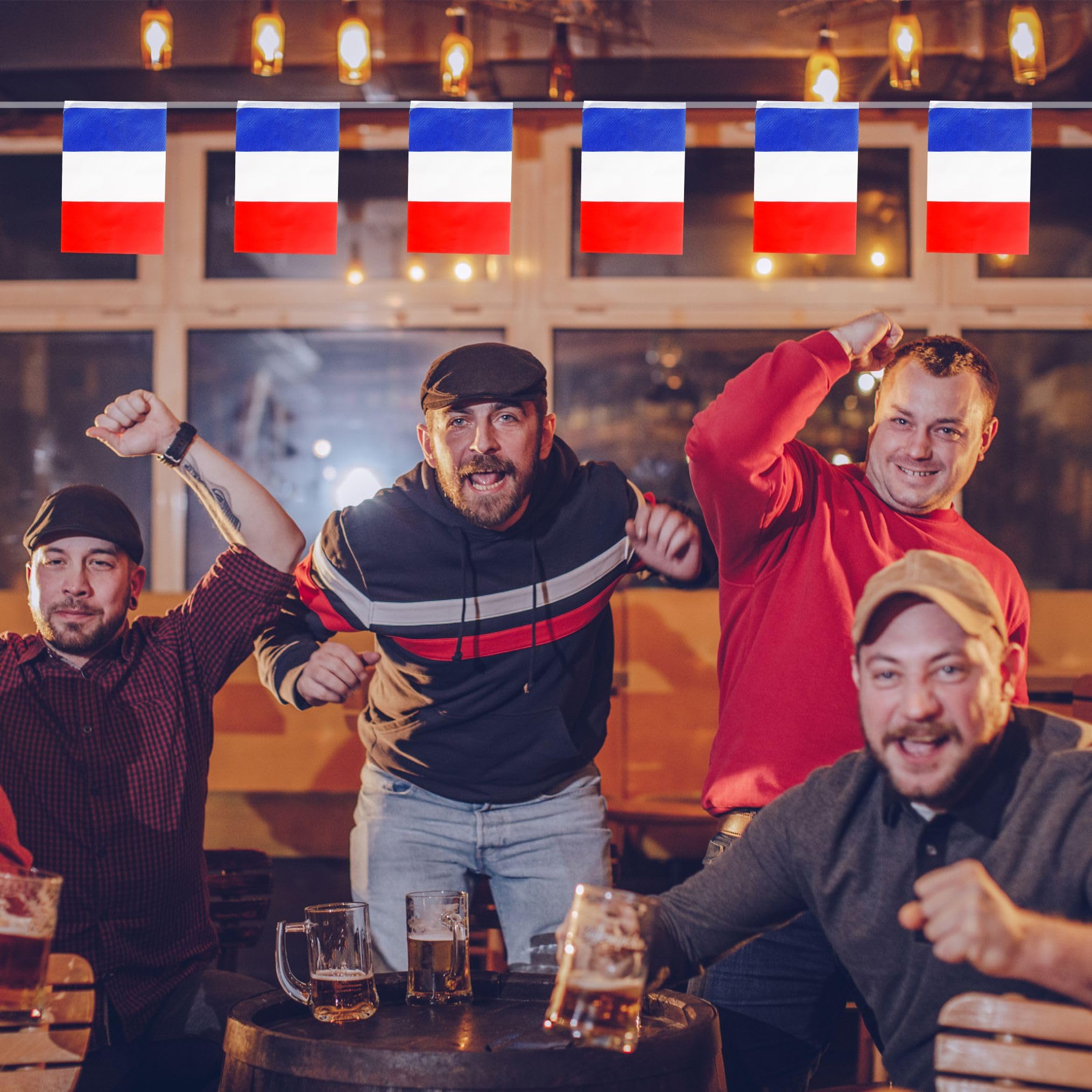 Guirlande de 30 drapeaux de la France - 14 x 21 cm - 10 m - Motif football européen 2024 - Décoration de fête pour événements sportifs - Intérieur ou extérieur - Jardin - Bar