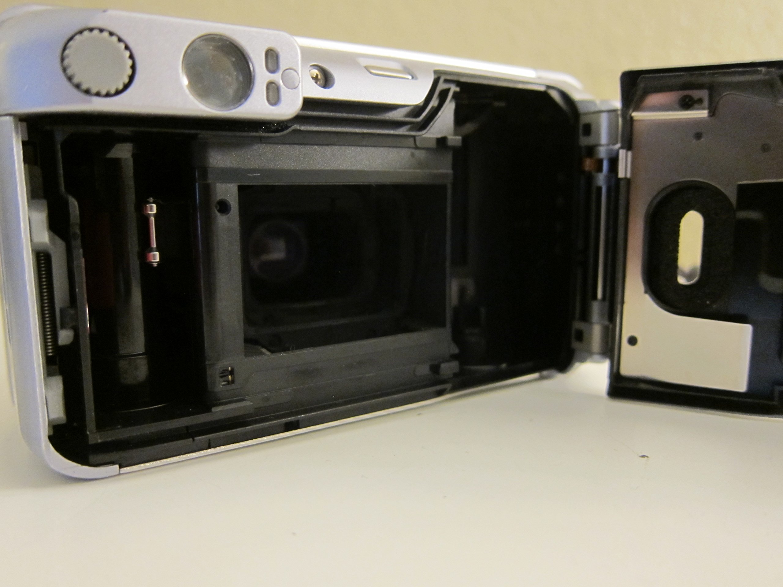 Amazon.com : Canon 130u Sure Shot 35mm Camera Quartz Date