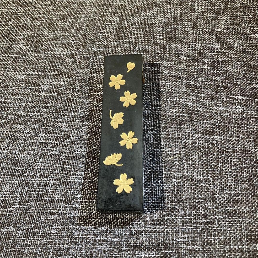 古梅園　墨　櫻形　奈良 さくら形 1.0丁型 古梅園 - 書道用品、墨、墨液、紙、筆を卸価格