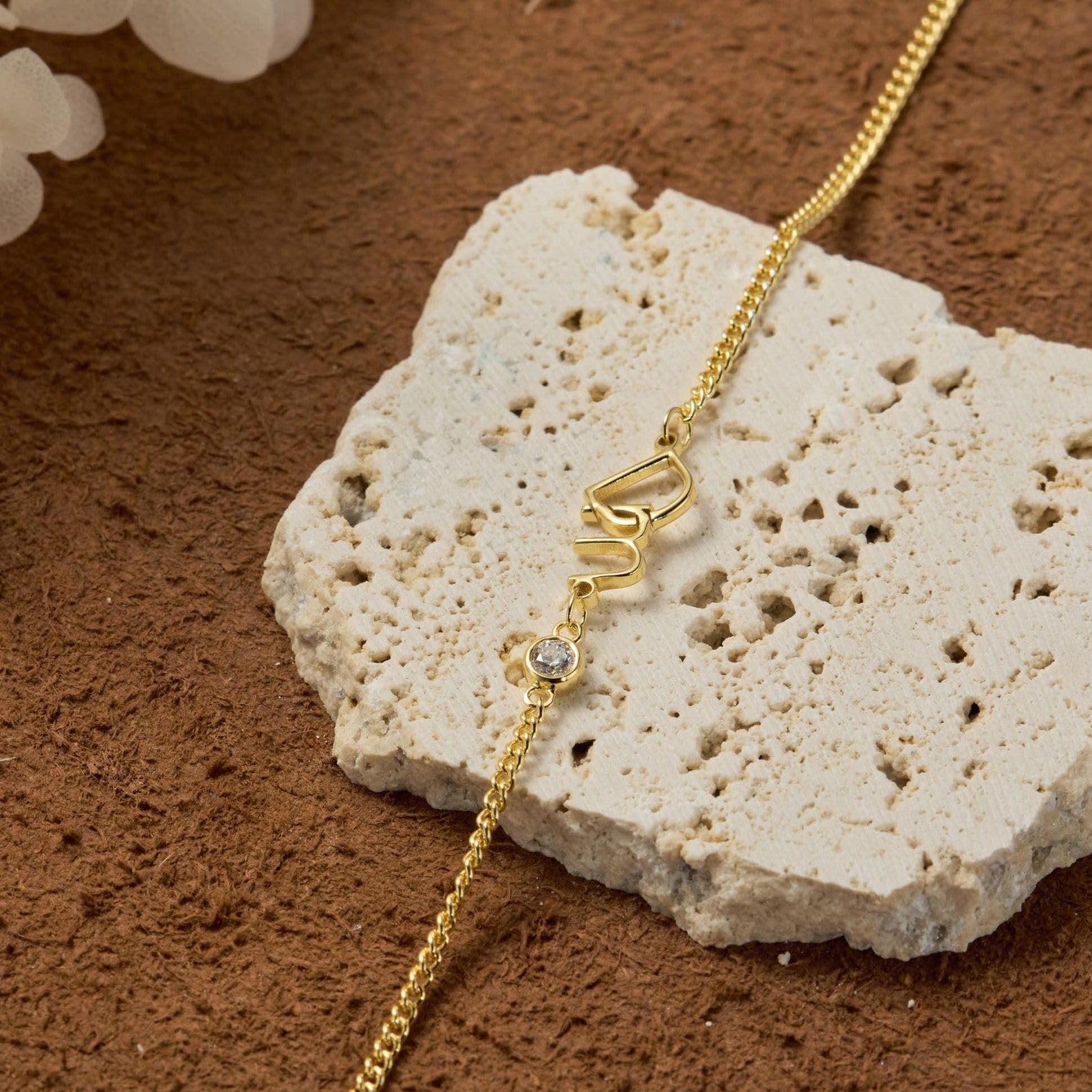 Pulsera de amistad personalizada 925 plata de ley dos encanto inicial con la cadena de la cuna de la cuna pulsera de la novia hecha a mano