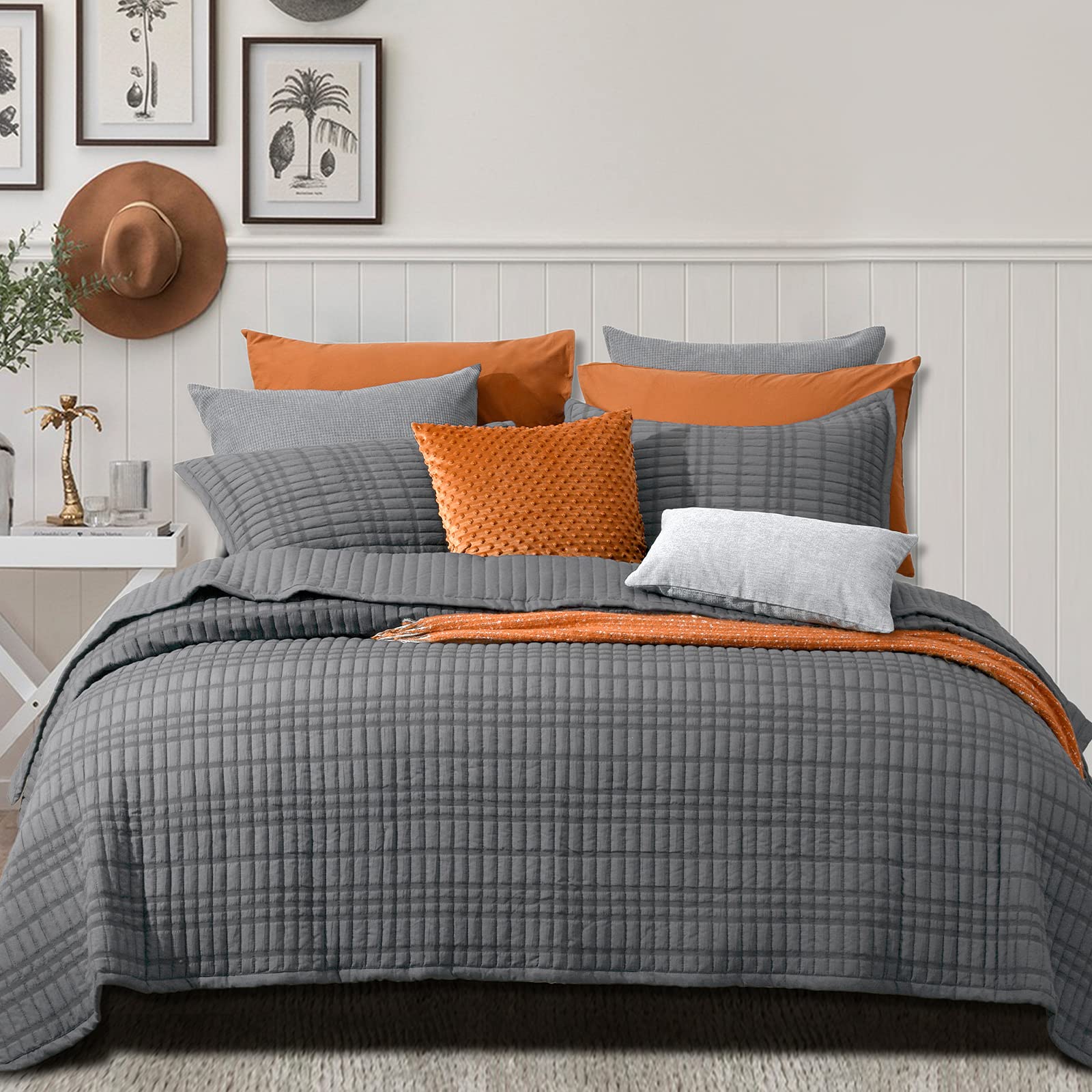 PHF Seersucker Quilt Set King Size, Drop Nicely, 3PCS Washed Soft Bedspread, Modern Stylish for All Season, 1 Lightweight Textured Stripe Coverlet and 2 Pillow Cases, Charcoal/Dark Grey