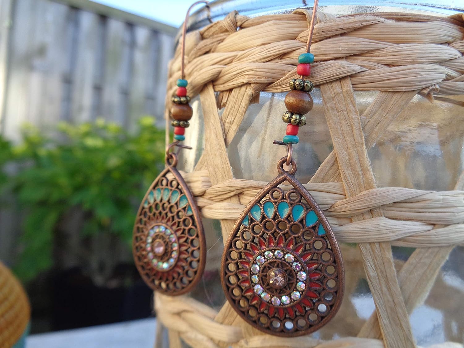 ✿ COPPER DROPS BOHO ETHNO MANDALA ESMALTE CRISTAL ✿ Pendientes de madera en ganchos de riñón largos con pequeñas perlas rojas y azules ✿ COPPER DROPS BOHO ETHNO MANDALA ESMALTE CRISTAL ✿ Pendientes de madera en ganchos de riñón largos con pequeñas perlas rojas y azules