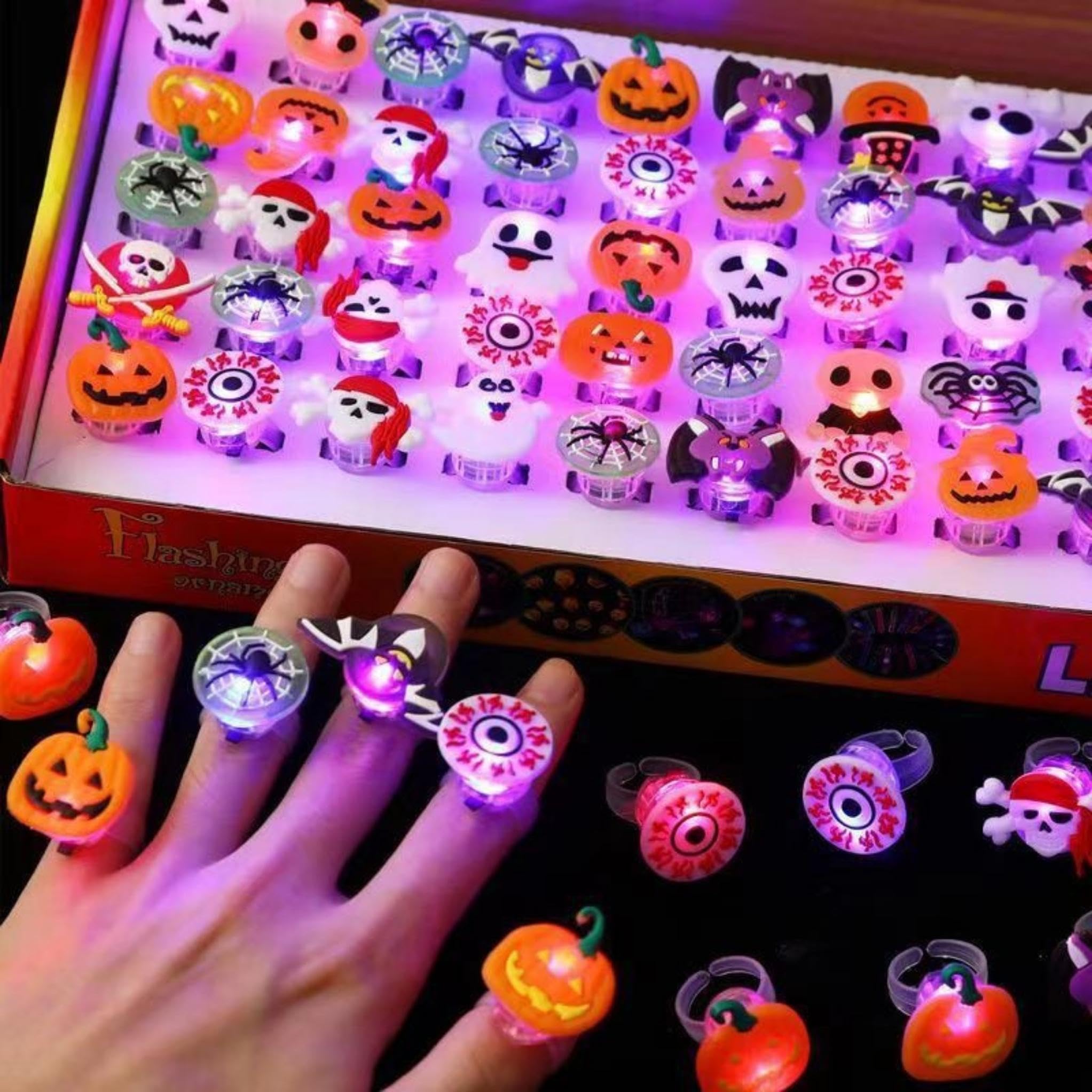 Kids Party Favors 50 Pieces Halloween Goodie Bag Stuffers LED Light Up Bracelet Glow in The Dark Party Supplies Return Gifts for Kids Birthday Valentine Halloween Ghost Scary Rings
