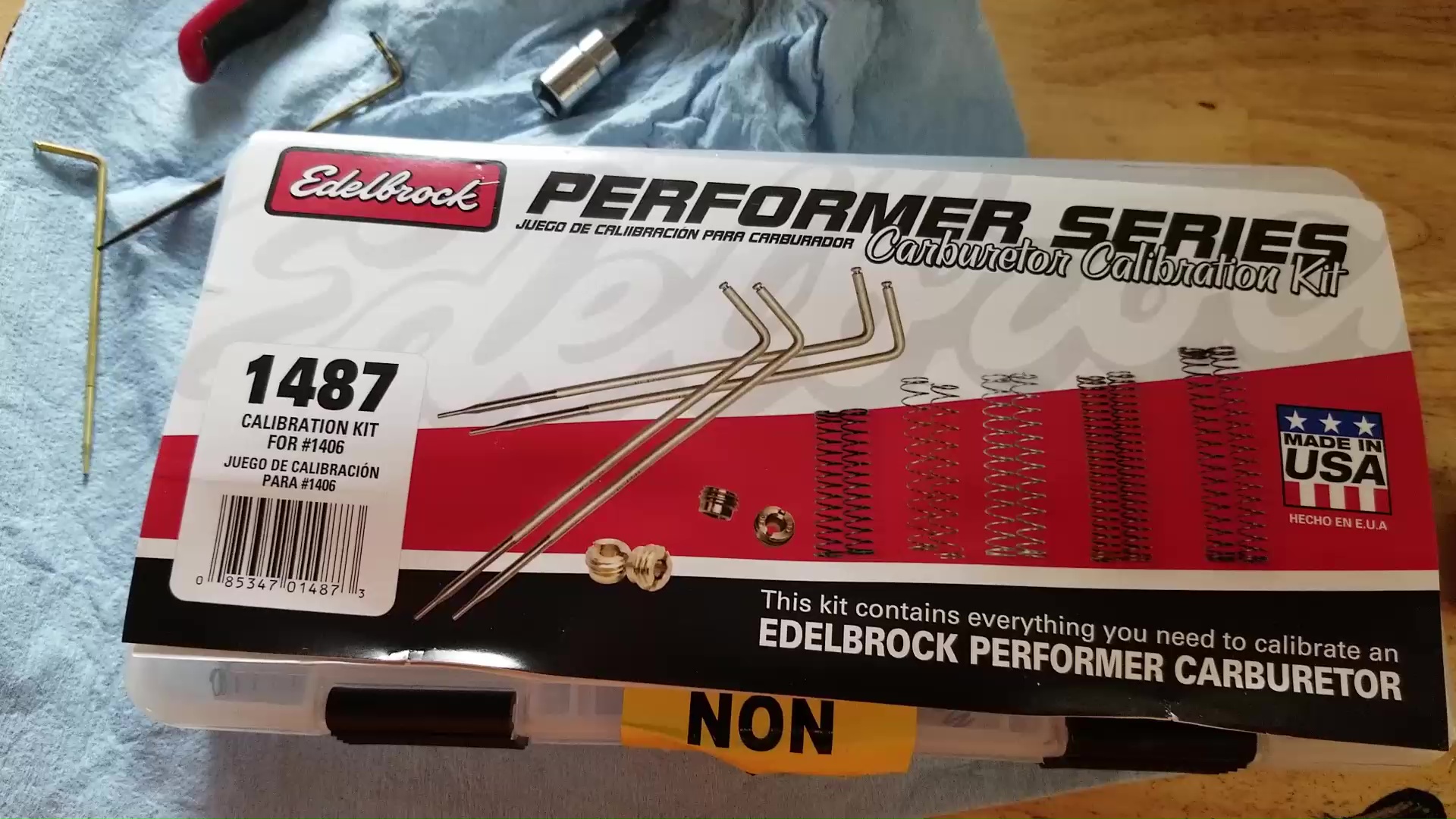Watch Edelbrock Performer Series Carburetor Tuning Kit 1487 on
