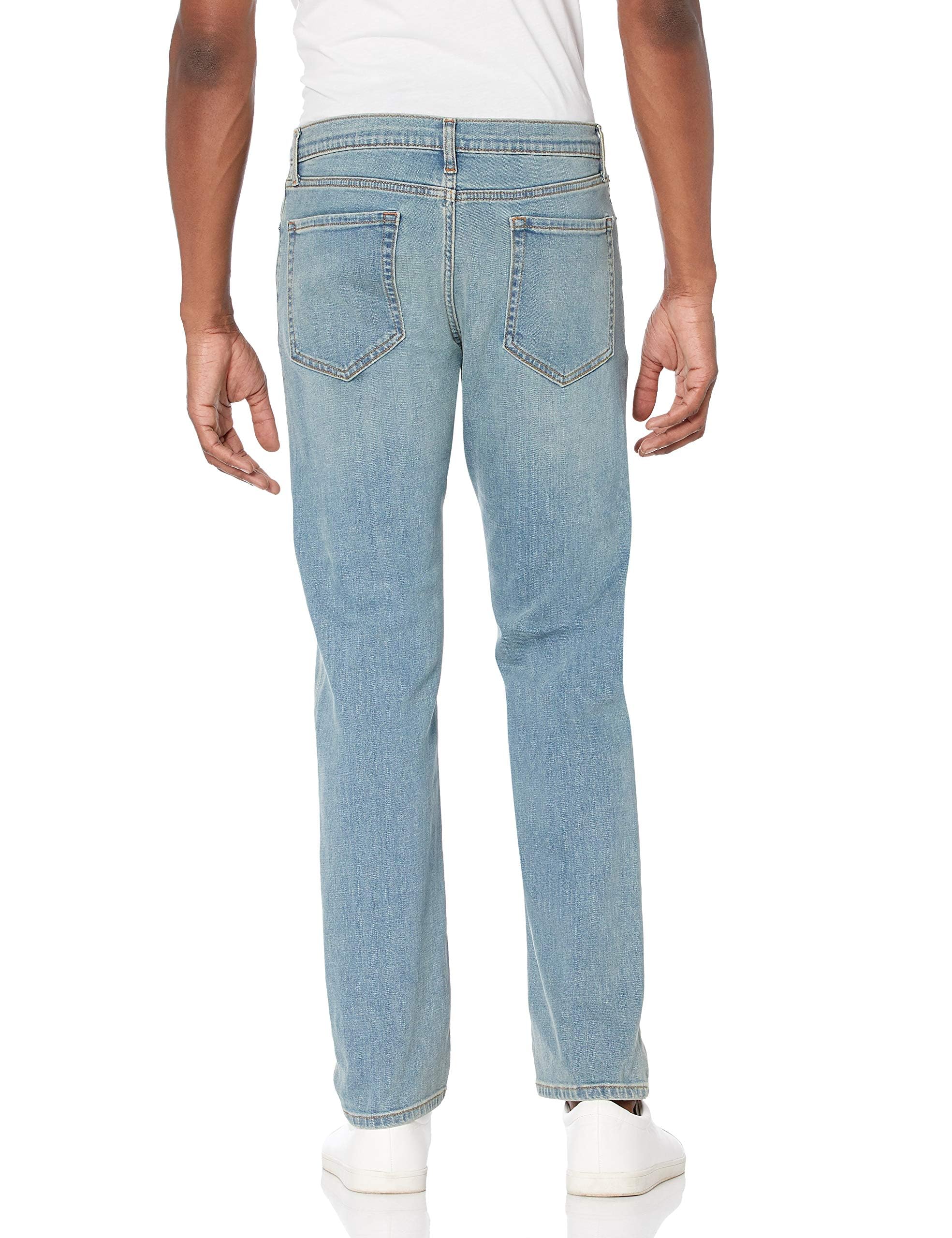 Amazon Essentials Men's Straight-Fit Stretch Jean - Discontinued Colours — view 2