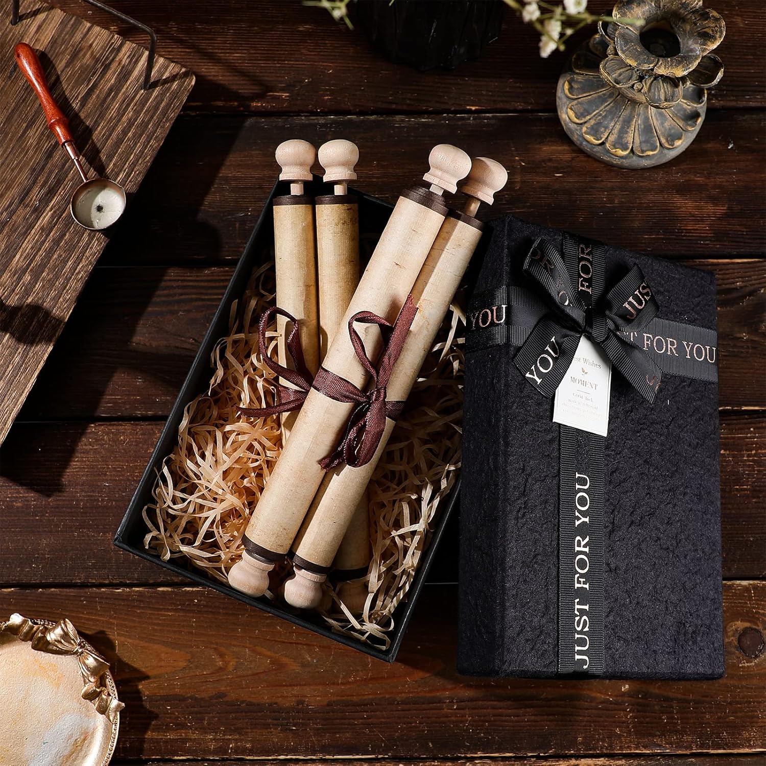 6 Pcs Blank Scrolls Paper with Wood Rods Vintage Quick Drop Old Scrolls Paper with Rods for Writing Drawing Calligraphy Wedding Vows Invitation Cosplay Prop Renaissance Festivals, 7.3 x 30-32 Inch