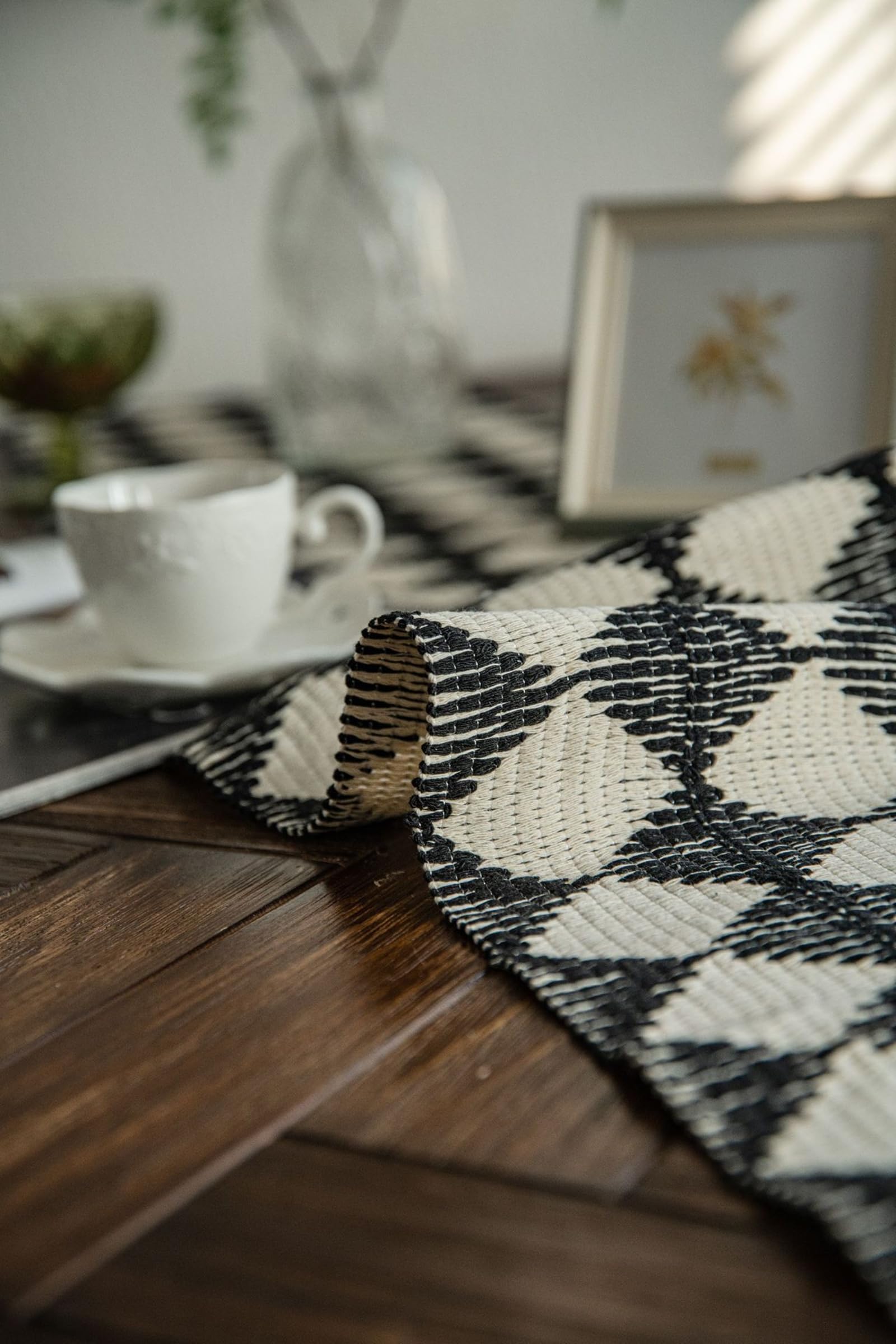 Runner da Tavolo Cotone Lino 35x240 cm, Runner da Tavola Moderno Lavabile Motivo Intrecciato A Strisce Rombi con Nappe Decorazioni per Tavolino da Compleanni Matrimoni, Nero Beige