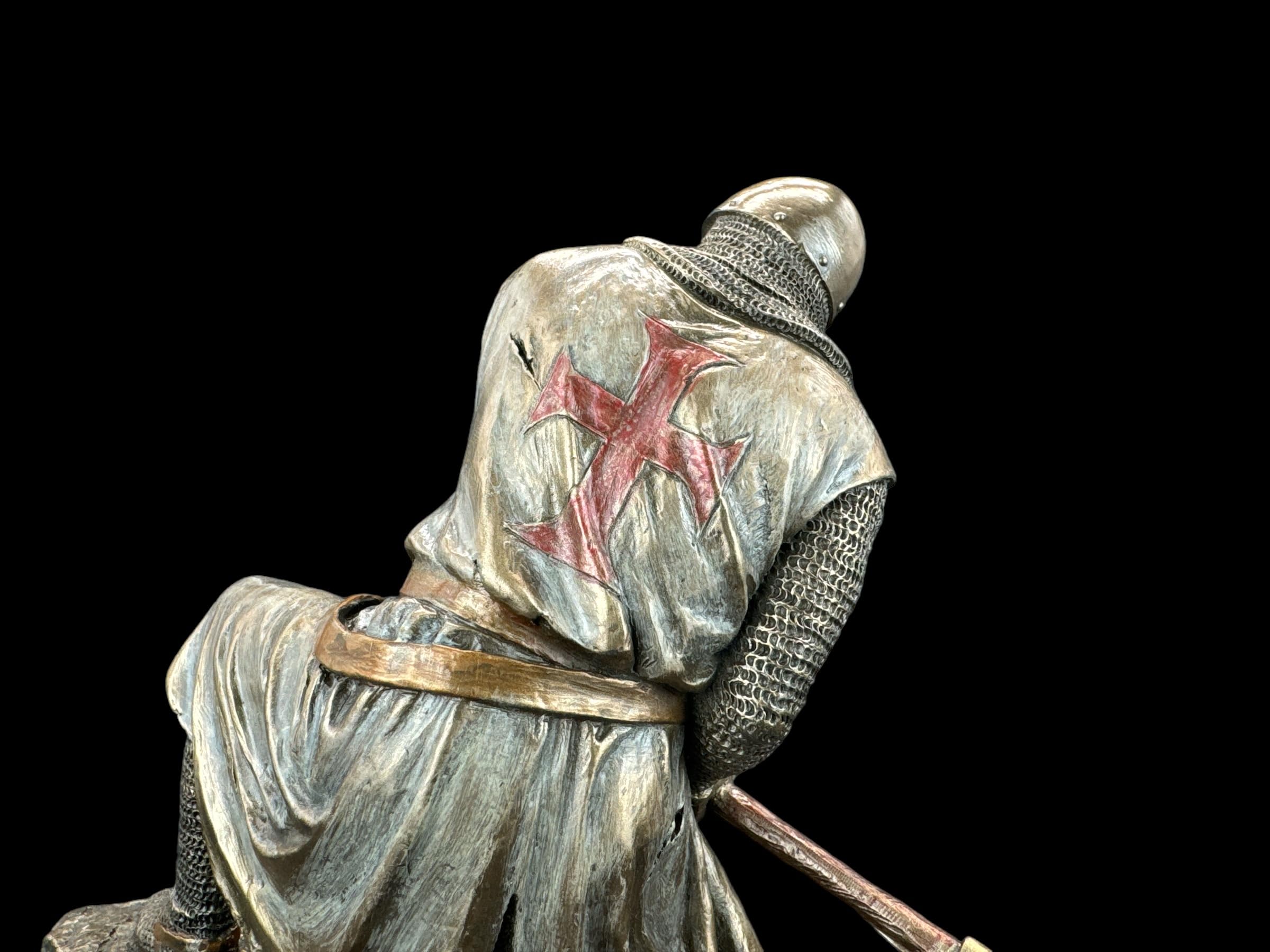 57 SPECIAL REPLICAS Statuette Decoration - Chevalier du Christ agenouillé, TEMPLIER avec Hache - Figurine Decoration Noel Bronze Sculpture Statue Cadeau Homme Cadeau Femme Décoration Salon