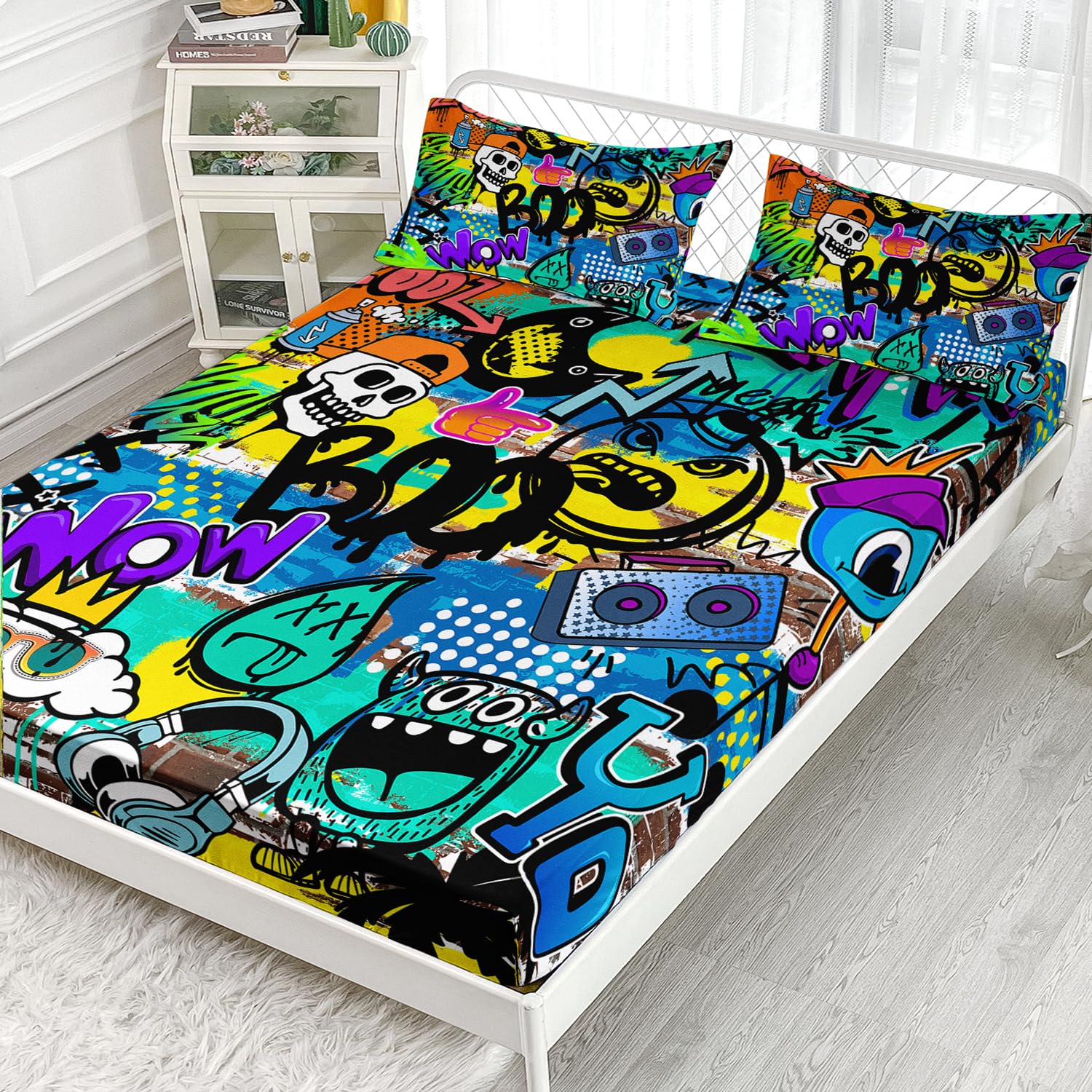 AILONEN Cartoon Skull Fitted Sheet Set Queen Size, Graffiti Theme Spray Paint Ink Textured Silhouette Skull Sheet Set,Hip-Hop Bed Sheet Set for Boys Girls 3 Pieces, 1 Fitted Sheet and 2 Pillowcases