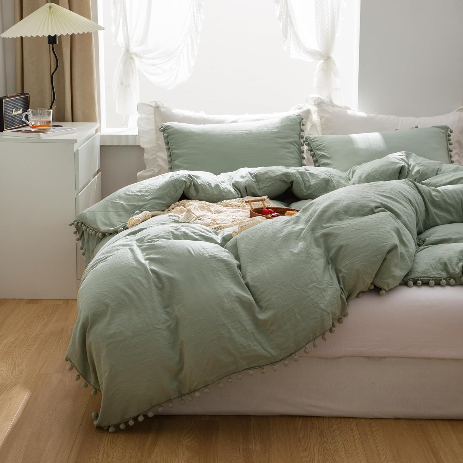 Pom Pom Ruffled Bedding,Girls Queen Aesthetic Comforter Cover Set,Cute Princess Style Ruffled Duvet Cover with Pom Pom Tassels on 3 Sides and Pillowcase, Zipper Closure-Green,Queen