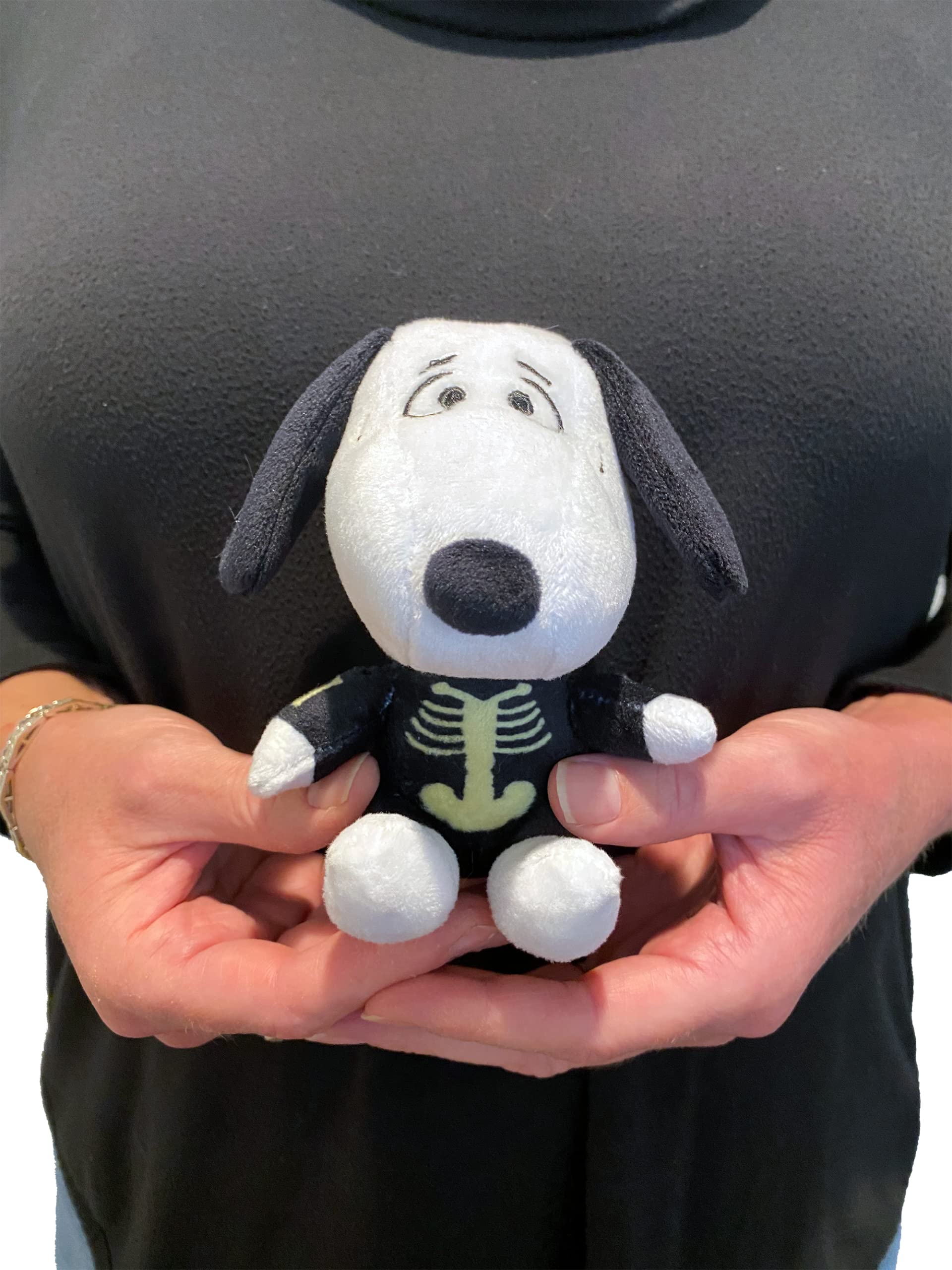Amazon.com: JINX Skeleton Costume Snoopy Mini Plush Toy 5