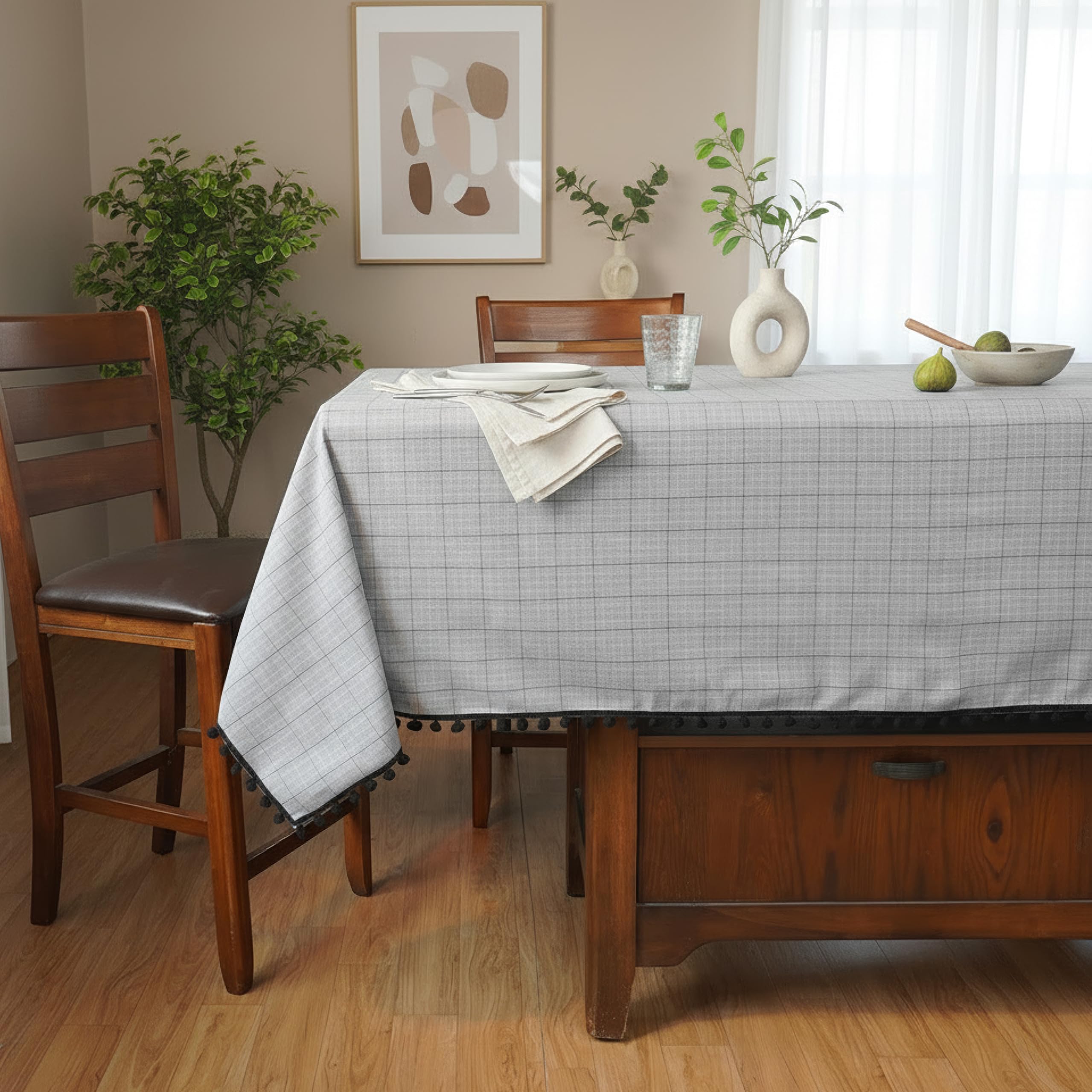 RUSTIQUE LINENS 2–4 Seater Woven Cotton Tablecloth with Tassels, Grid Pattern Washable Dining Table Cover for Square Tables, 150 x 150 cm, Ash Grid