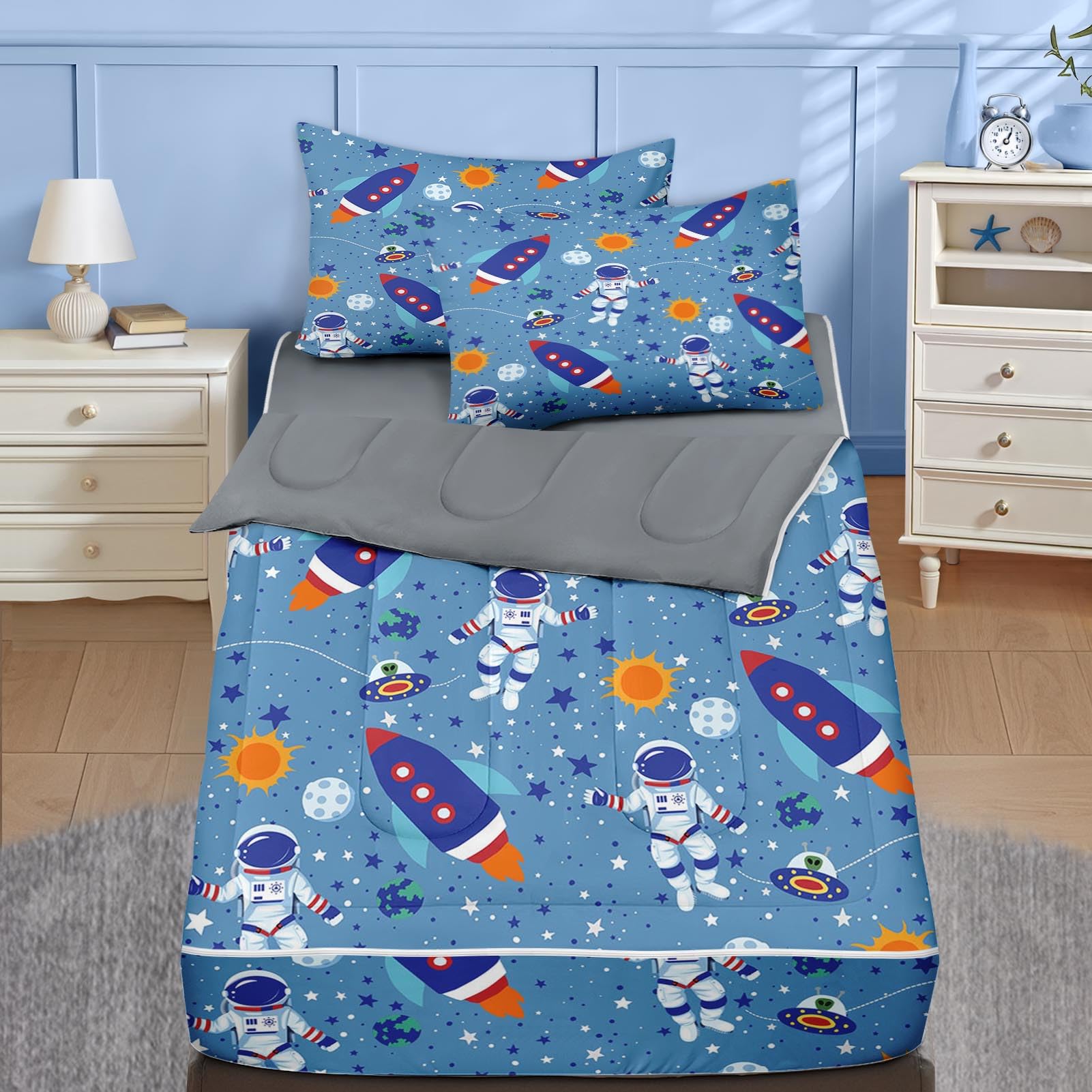 Nesker Space Moon Zipper Bedding Set