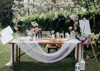 2 Pieces Lace Tablecloth White Pearl Sheer 60x120inch Wedding Veil Tablecloths Tulle Fabric Table Cover for Wedding Bridal Shower Bachelorette Birthday Party Reception Table Cover Décor