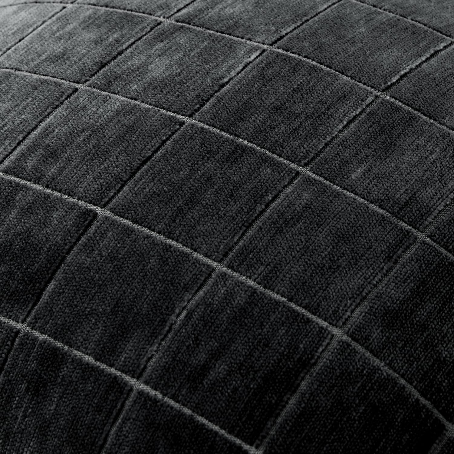 MIULEE Decorative Chenille Check Throw Pillow Covers Vintage Plaid Couch Pillows 20x20 Inch Set of 2 Neutral Boho Farmhouse Cushion Covers Modern Home Decor for Sofa Bed Living Room Black