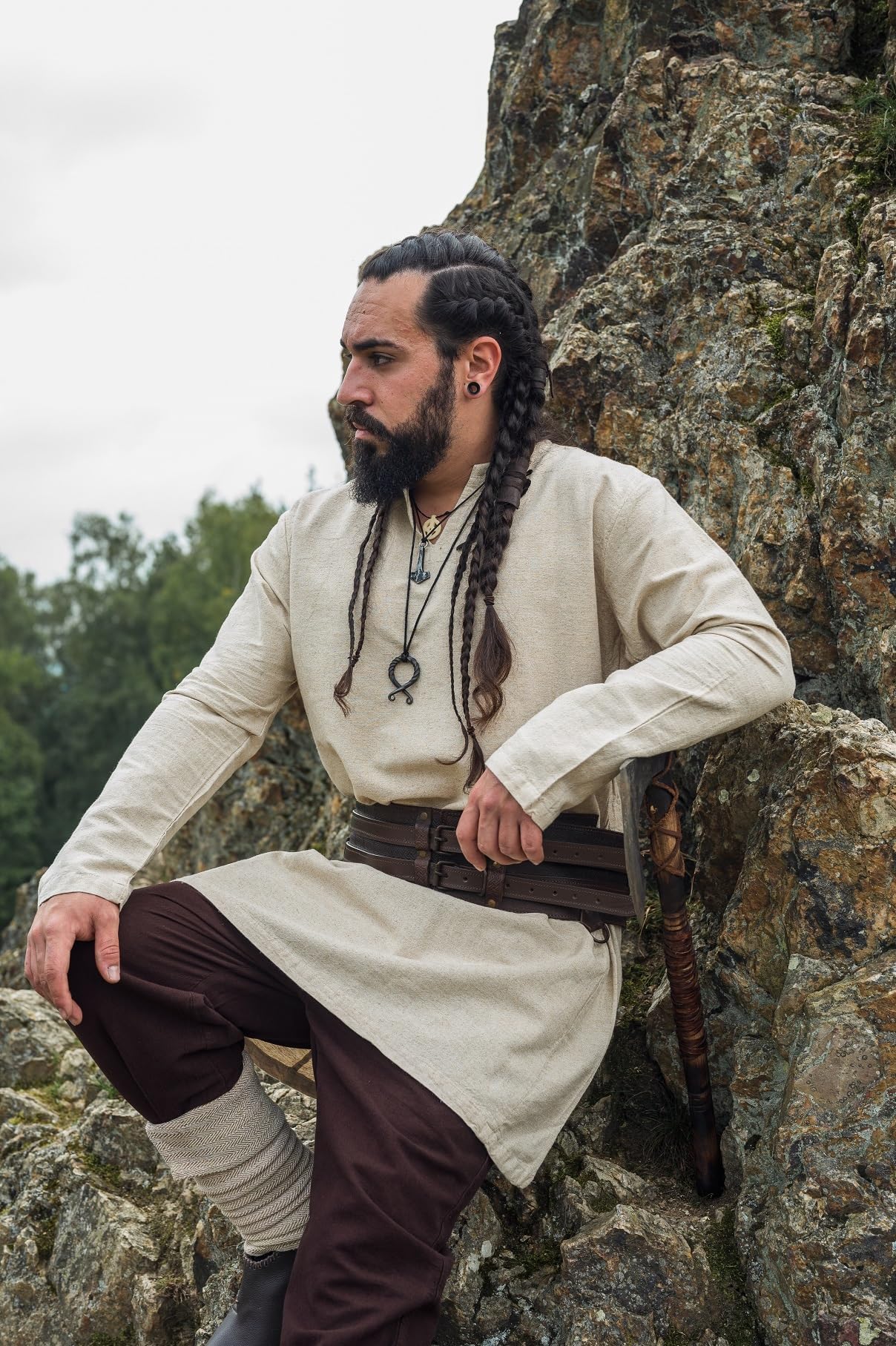 Leonardo Carbone Túnica de lino vikingo Ragnar - Ropa medieval, camisa de lino para hombre, camisas de ocio de manga larga, disfraz de carnaval, túnica vikinga, ropa LARP - 100% lino