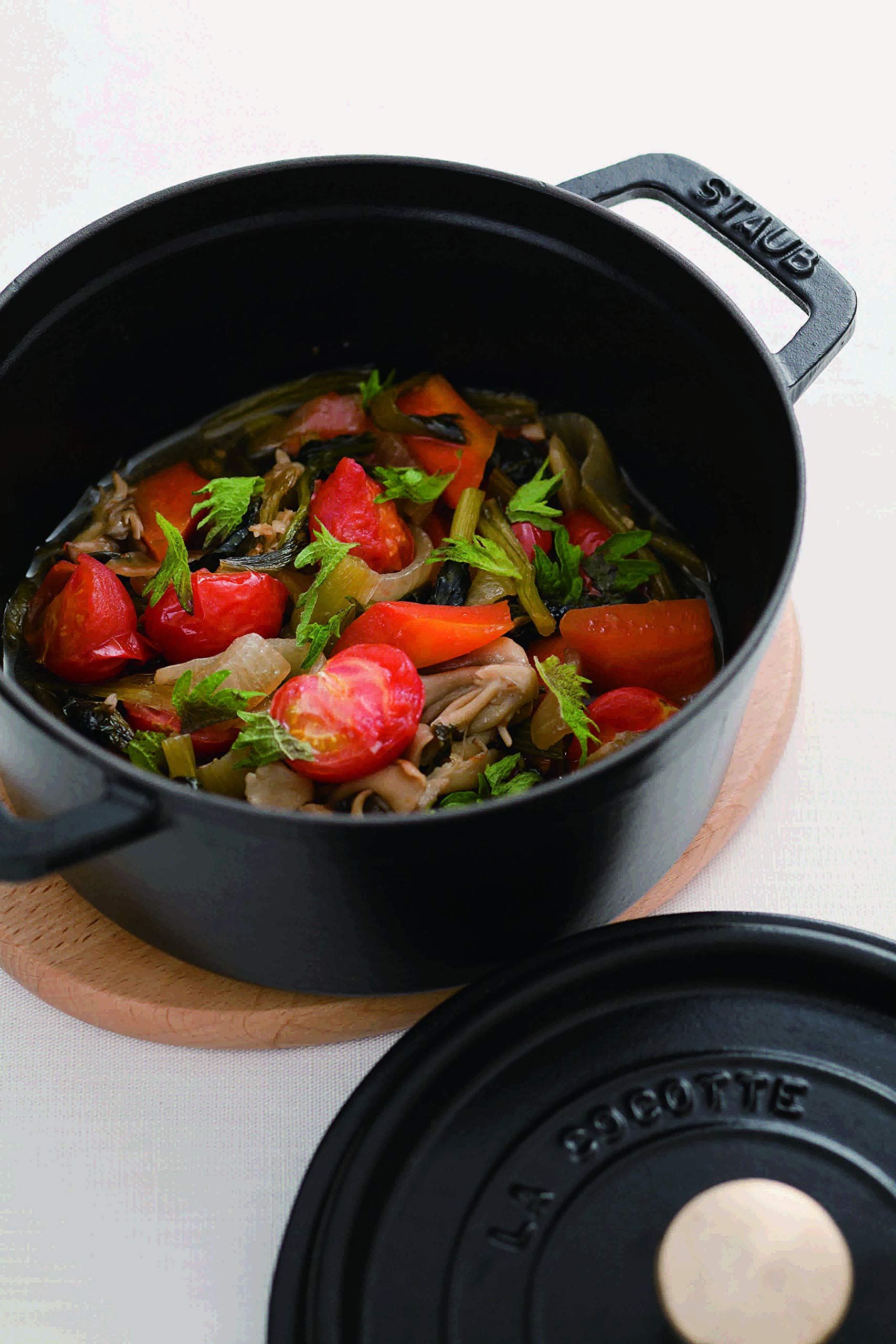 Amazon.co.jp: ストウブ(Staub) 鍋セット ブラック 直径22cm 99990-905