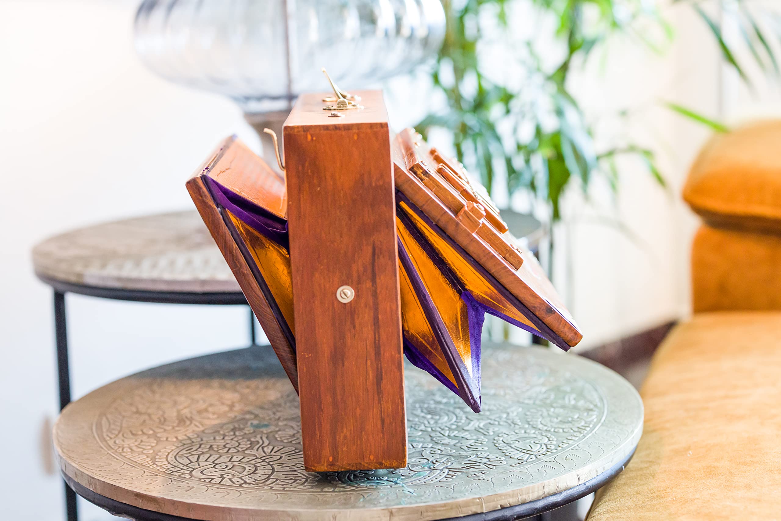 Shruti Box, Maharaja Premium, Teakholz, Messing, 30,5 x 22,9 x 7,6 cm, C-to-C, Tasche, In den USA, gestimmt 440, Surpeti Instrument. Ideal für Yoga, Kirtan, Vocal SB-S