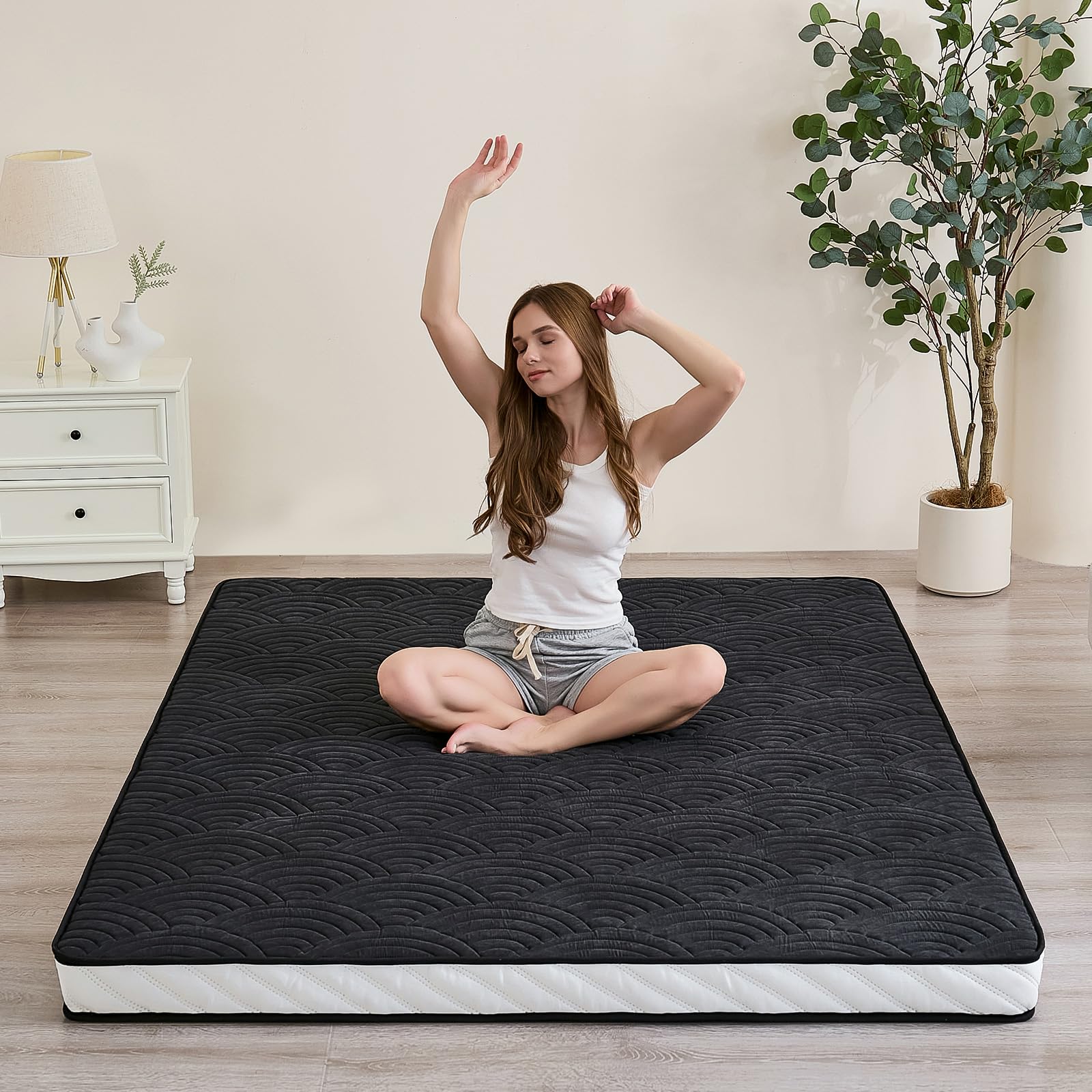 Zelladorra Japanese Floor Mattress, Quilted Futon Mattress with Anti-Slip Bottom, Foldable Floor Bed with Storage Bag and Straps, (Black, Twin)