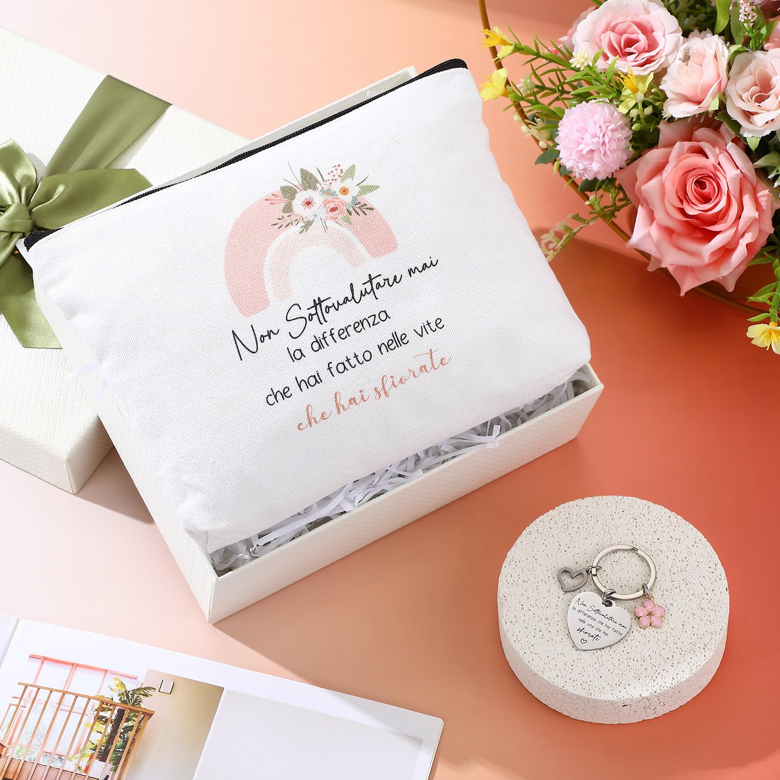 Xuniea Regalo per Maestra Fine Anno, Trousse da Trucco Arcobaleno con Portachiavi Motivazionale, Idee per Insegnante, Collega o Amica, Regalo Laurea, Compleanno, Dimissioni Giorno degli Insegnanti