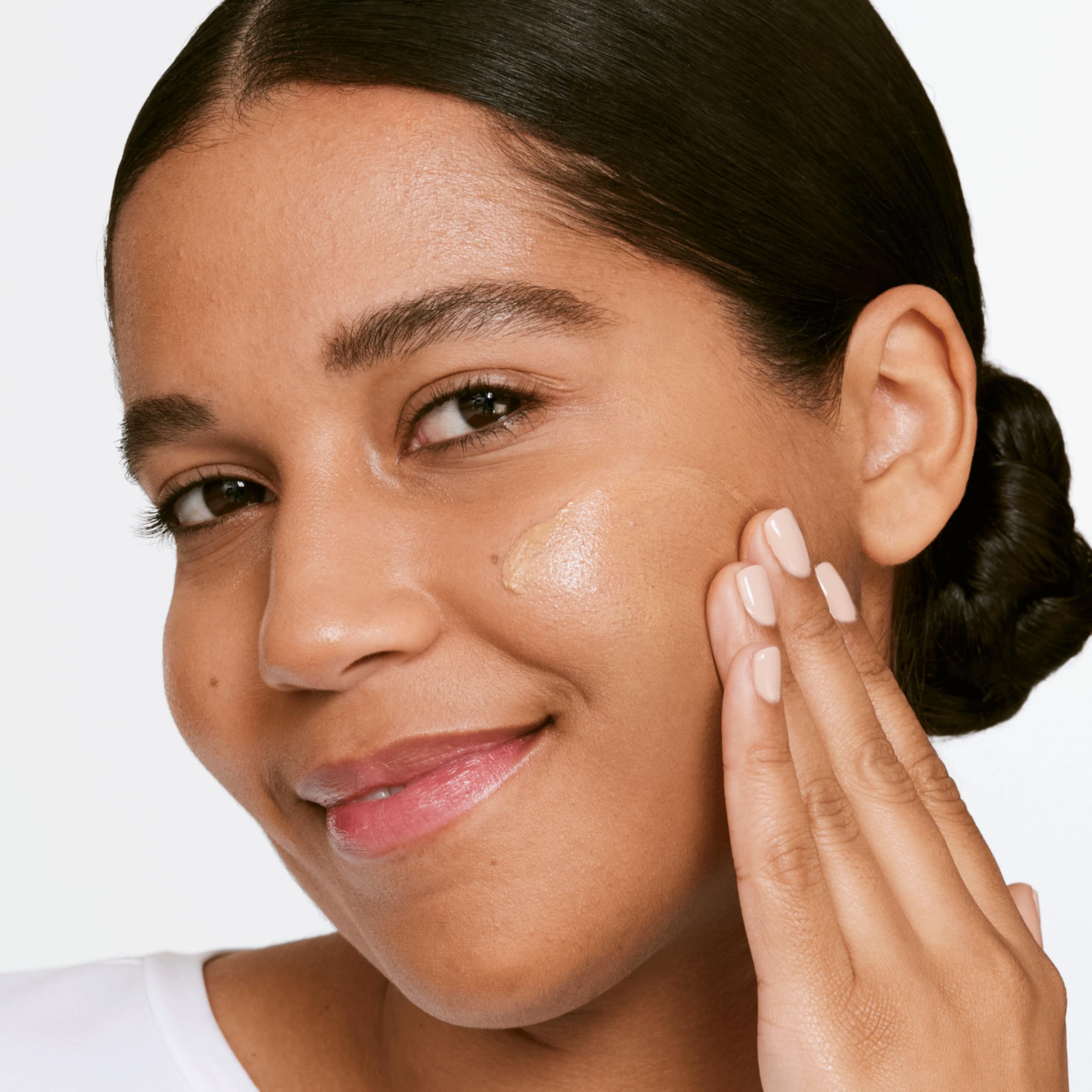Clinique Moisture Surge™ Sheertint Hydrator SPF 25 | Getönte Tagescreme Feuchtigkeitspflege mit LSF 25, mit Hyaluronsäure und Aloe-Wasser | leichte Deckkraft + natürliches Finish, 40 ml