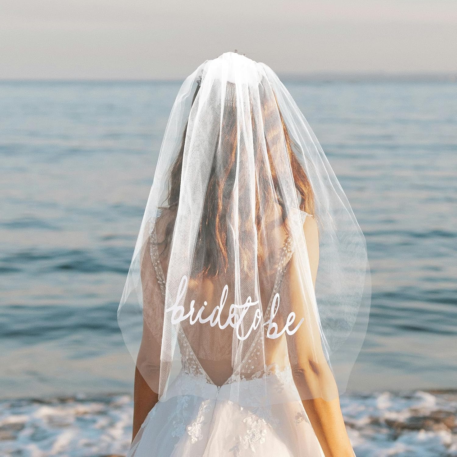 Bride Veil for Bachelorette Party, Short White Bridal Veil Headwear Bridal Shower Accessories Gifts for Bride Engagement Supplies Wedding Favors BachParty Decorations