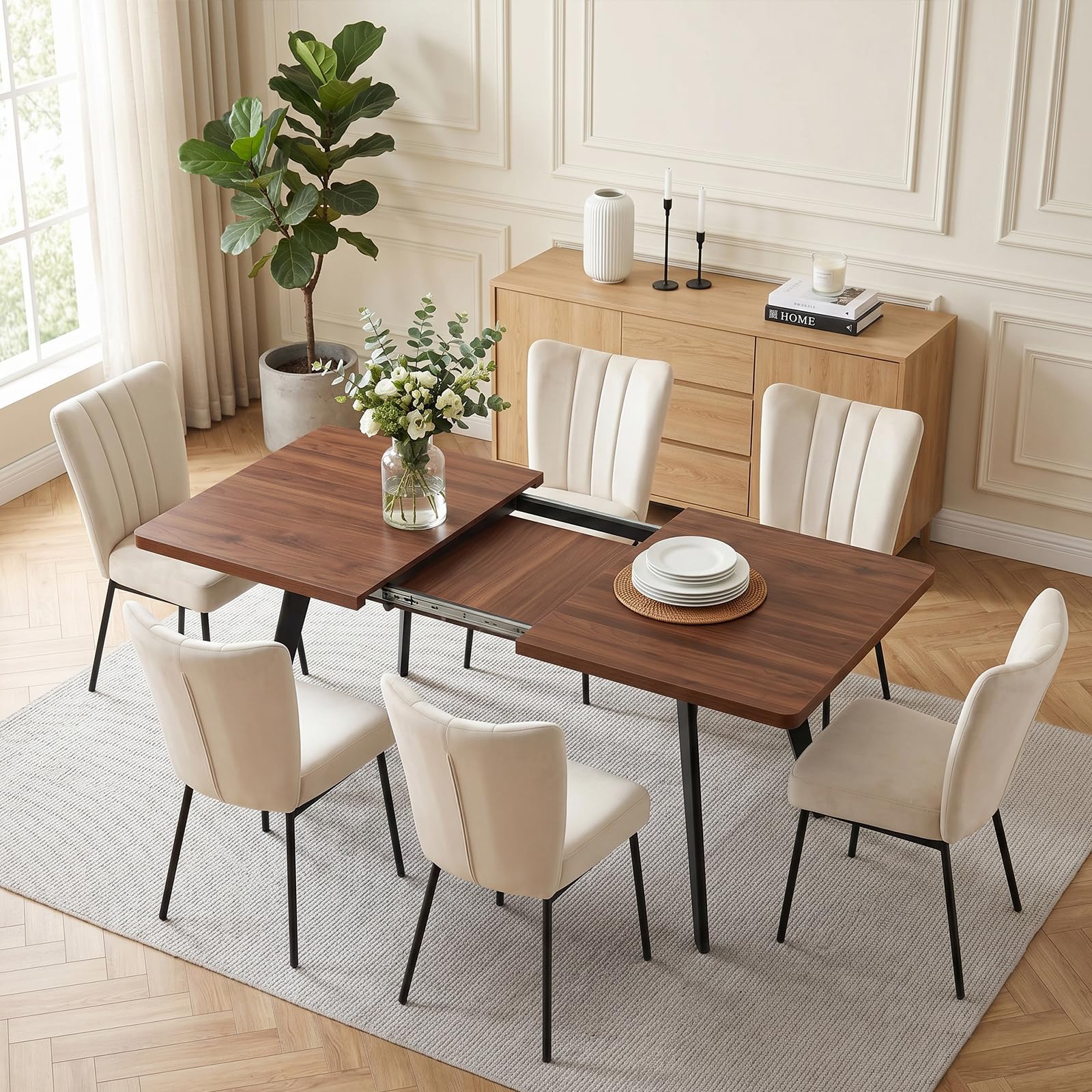 JIEXI Ausziehbares Esstisch-Set mit 6 Stühlen, platzsparender MDF-Tisch und stabilem Metallgestell, ideal für Esszimmer, Küchen und Wohnungen – Tisch in Nussbaum + Stühle mit beigem Samtbezug