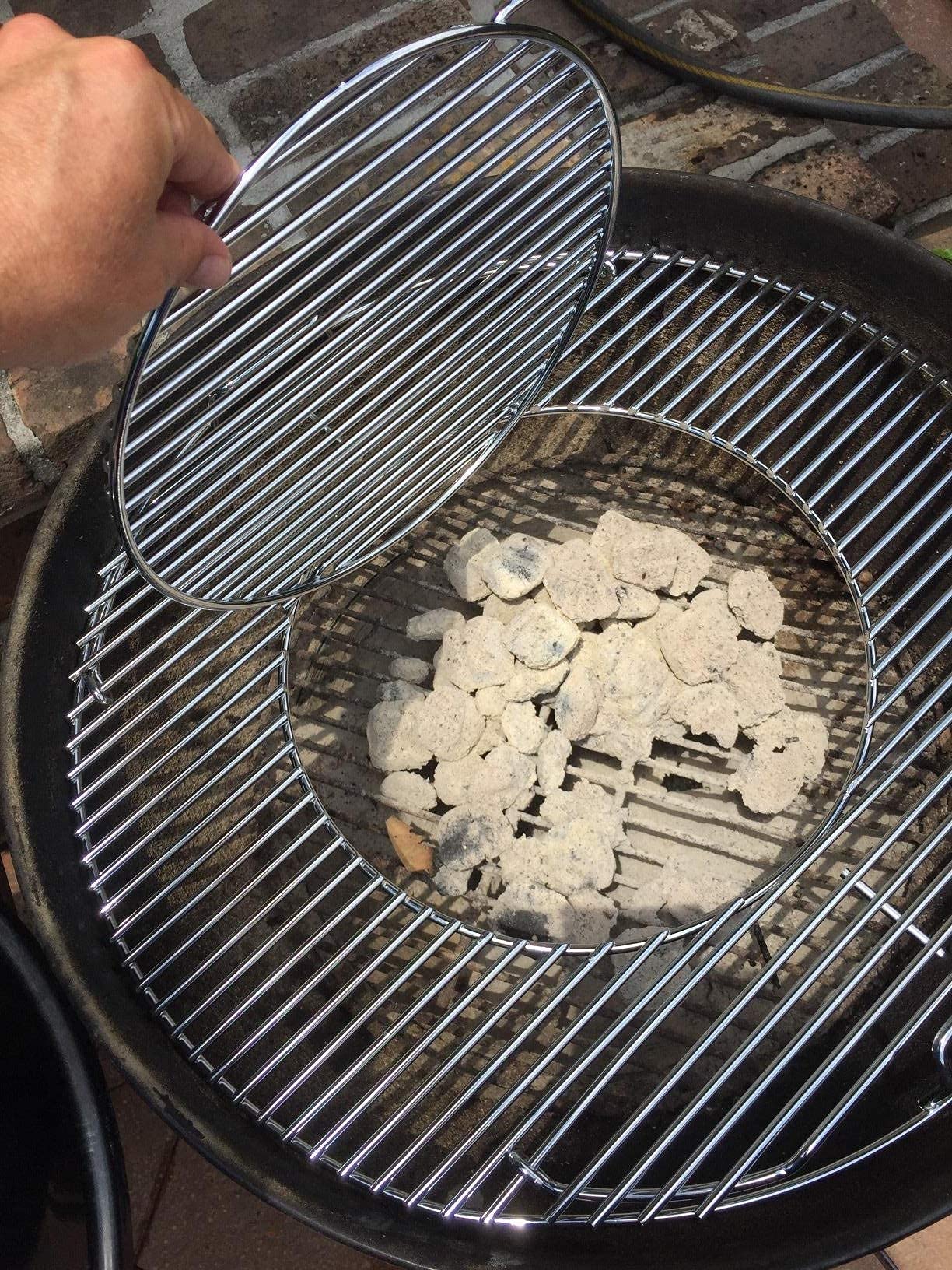 Kratki do grilla na zawiasach zamiennik do grilla węglowego Weber 57 cm, system Gourmet, chromowane siatki kuchenne do Weber 8835, One-Touch, Performer, Bar-B-czajnik i grille węglowe