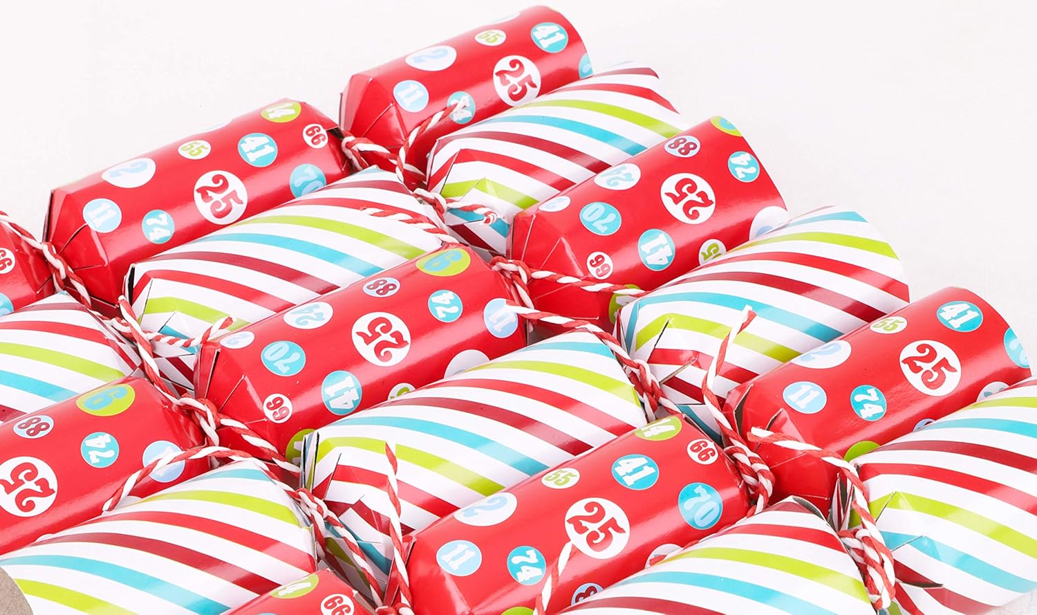 Toyland® Pack Of 6 Bingo Game Christmas Crackers Novelty Christmas