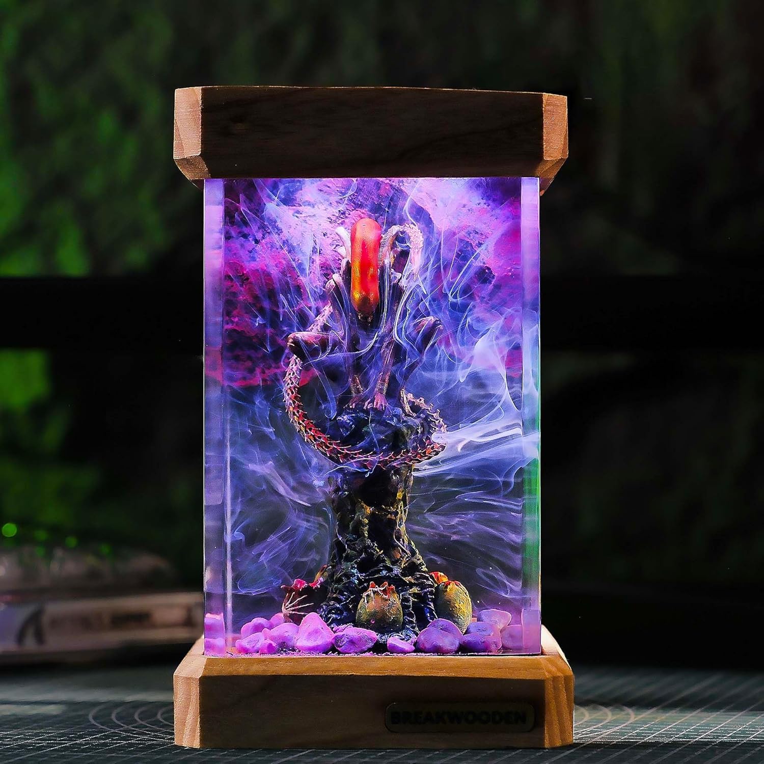 BREAKWOODEN Handcrafted Alien Creature Resin Wood Lamp, LED USB-Powered Horror Night Light, Purple and Red Illuminated Sci-Fi Desk Decor (L (2.8"x2.8"x5.1"))