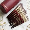 LUXE THEORY Set de 15 brochas de maquillaje de lujo con porta brochas, brochas profesionales para rostro y ojos, mangos de madera, cerdas sintéticas ultra densas y suaves, color burdeos y dorado 3