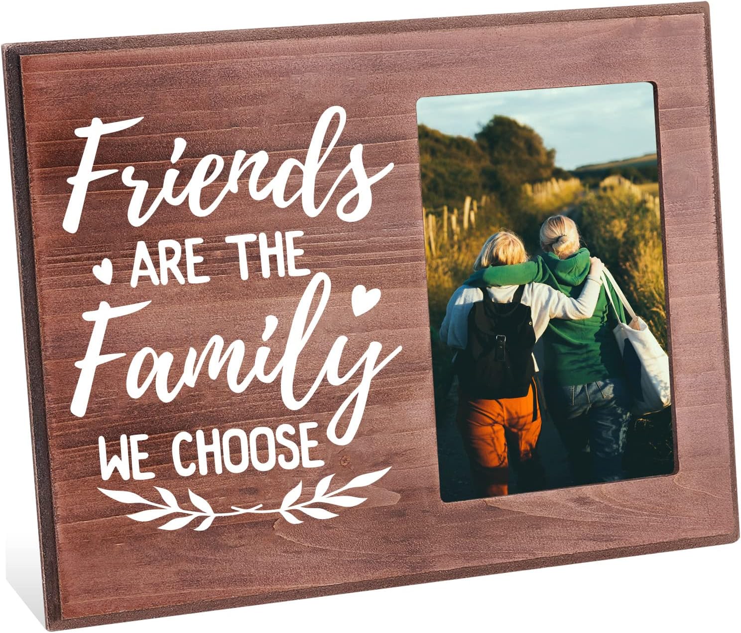FINGERINSPIRE Friends are The Family We Choose Picture Frame 4x6 inch Going Away Picture Frame with Heart Pattern Hanging/Tabletop Wooden Frame for Birthday Graduation College Leaving