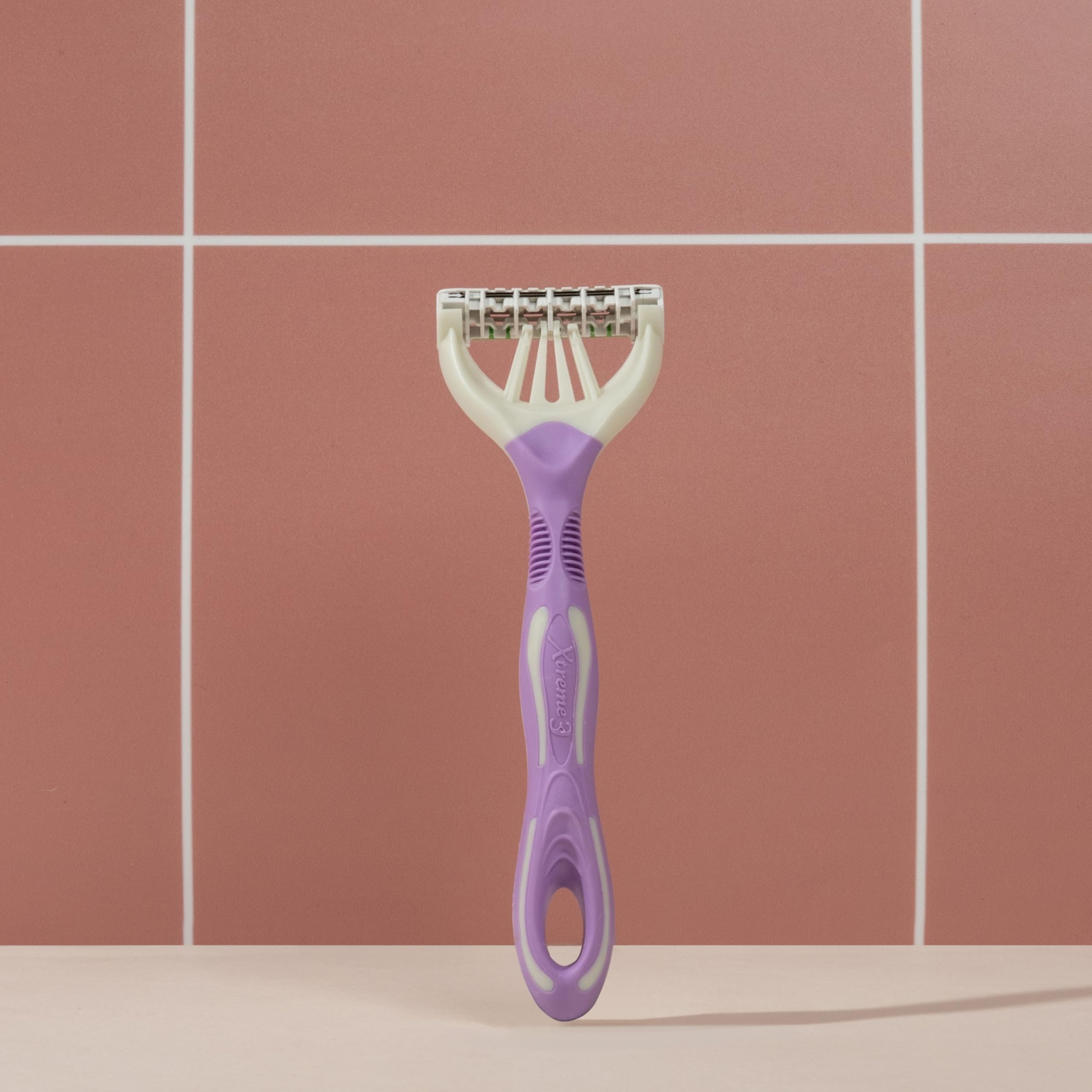 Wilkinson Sword Myintuition Xtreme 3 Comfort Cherry Blossom Disposable Razor for Women 4+2