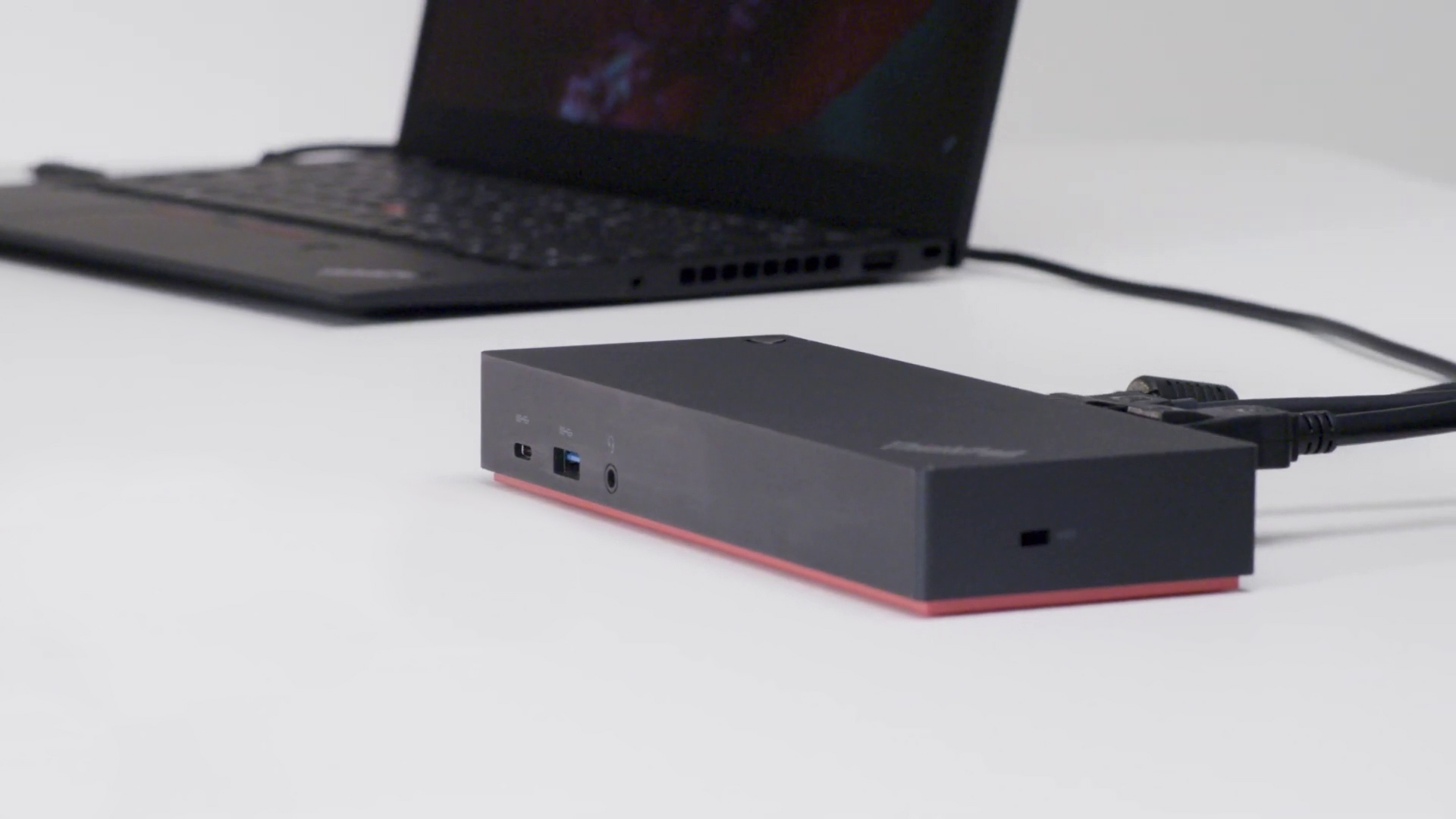 分配器・切替器 40AF ThinkPad USB-C with USB-A Dock ThinkPad Hybrid USB-C with USB-A Dock - Overview and Service