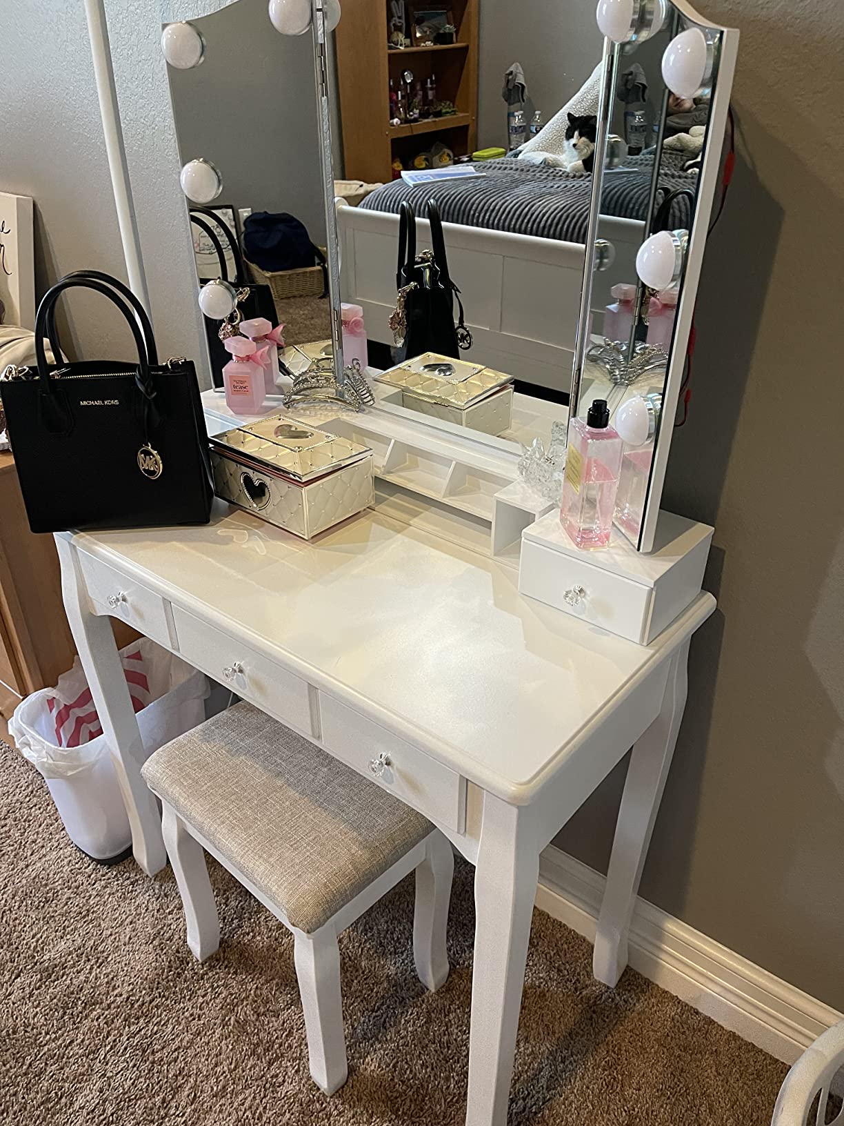 28/mo Finance BEWISHOME Vanity Set with Lighted Mirror, Makeup