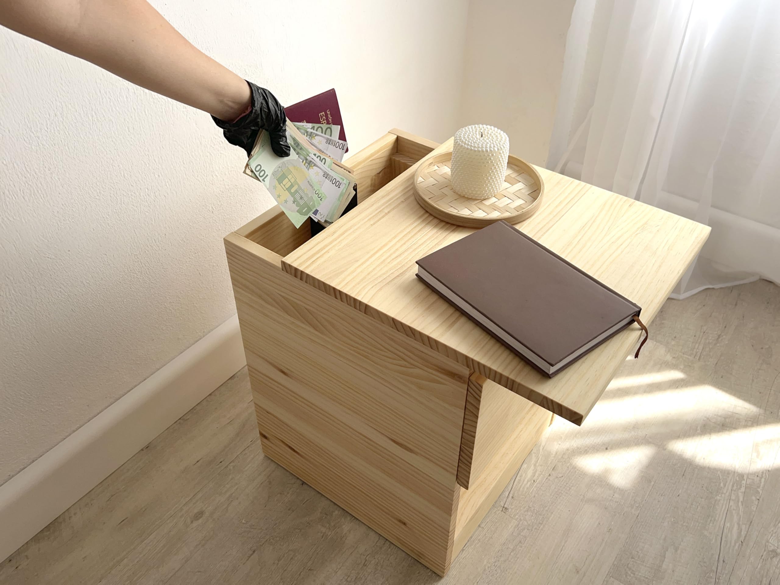 Meuble secret en bois massif avec compartiment caché, serrure électronique  NFC invisible, coffre camouflé pour argent, crypto, bijoux et documents,  mobilier de sécurité discret haut de gamme : Amazon.com.be: Bricolage