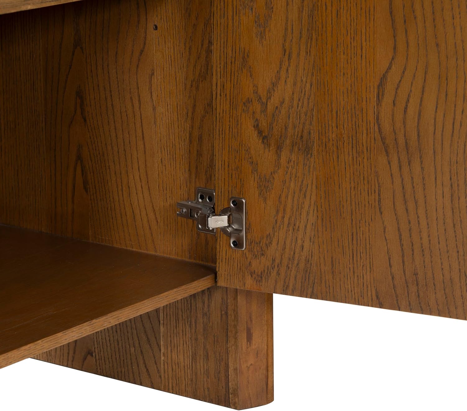 SAFAVIEH Couture Collection - Darnell Medium Oak Wood Sideboard, 3 Drawers & 2 Cabinets, Modern Storage Buffet, Fully Assembled (SFV2216C)