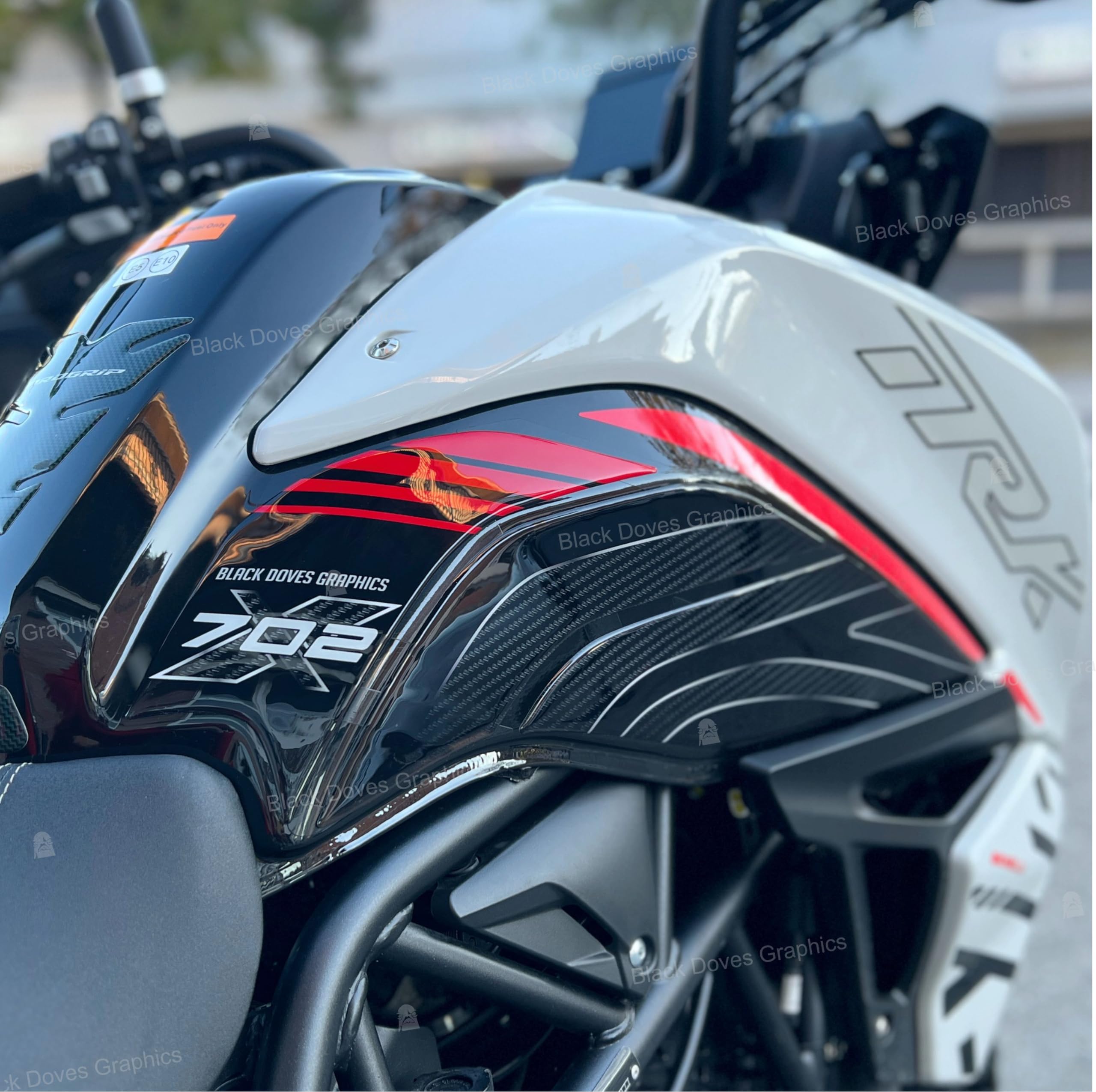 Sticker Résine 3D Autocollant Résine 3D Pour Benelli TRK 702 X - Jaune Fluo/noir Protection Réservoir