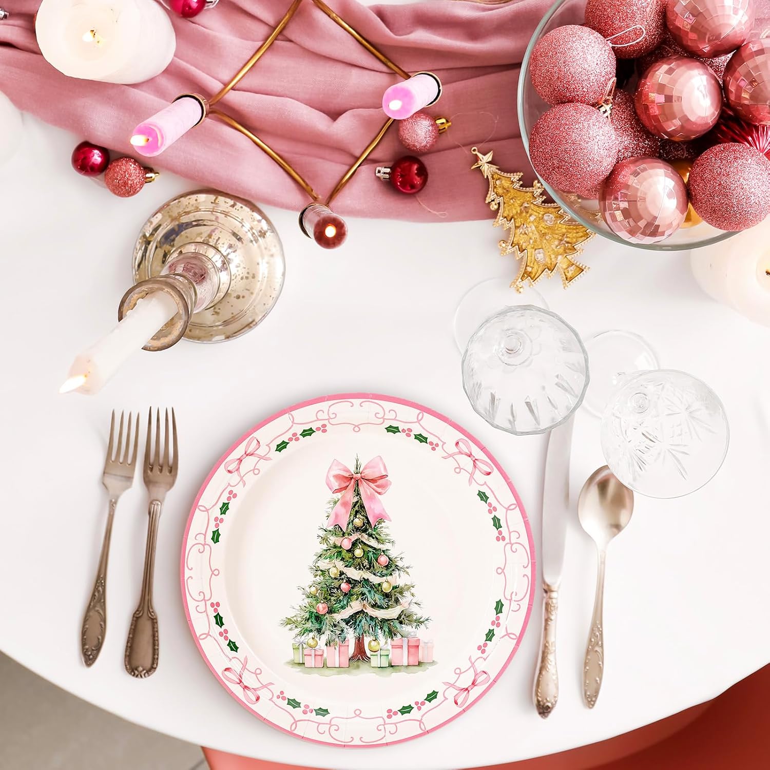 40Pcs Christmas Paper Plates 9 Inch Gingerbread Man Party Plates Disposable Dinner Dessert Plate for Xmas Holiday Party Supplies - Image 4