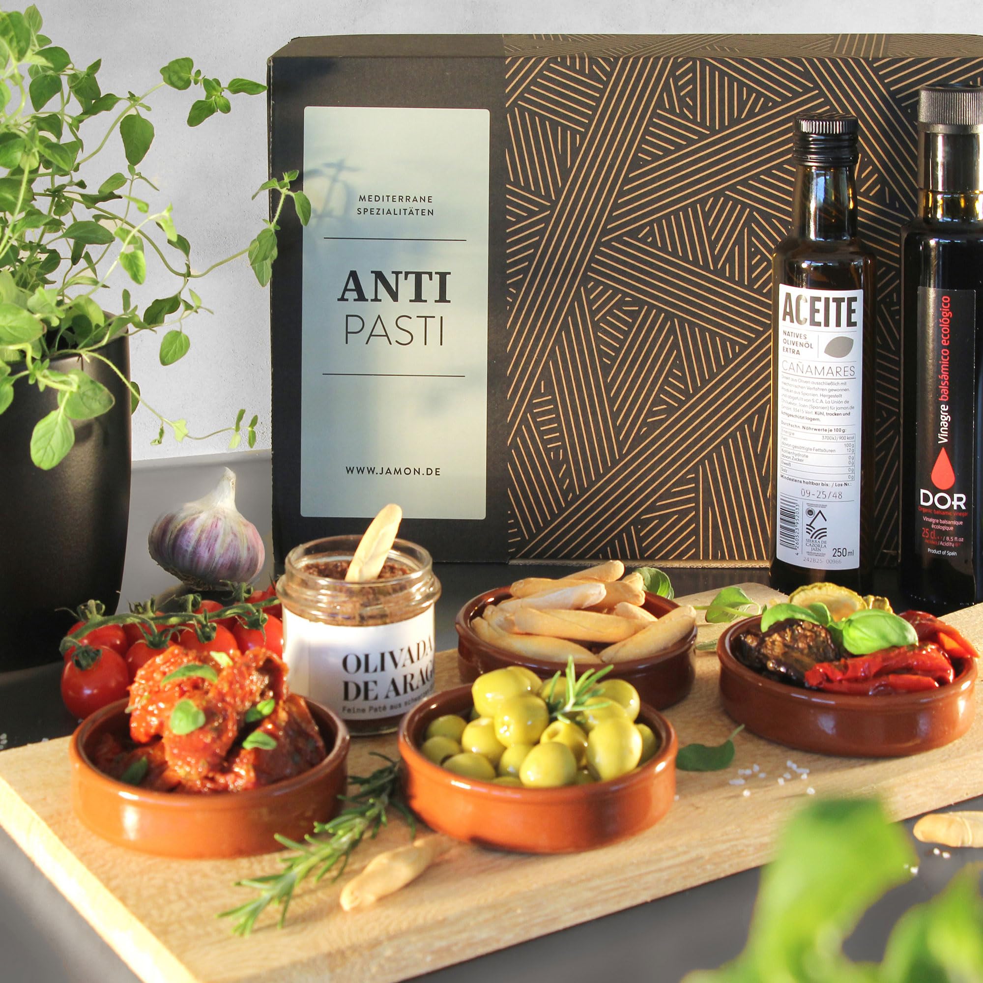 Antipasti Vegane Delikatessen-Präsentbox Mediterran Genießen mit Olivenöl Extra Balsamico Meersalz Geschenkidee GESCHENKVOLL