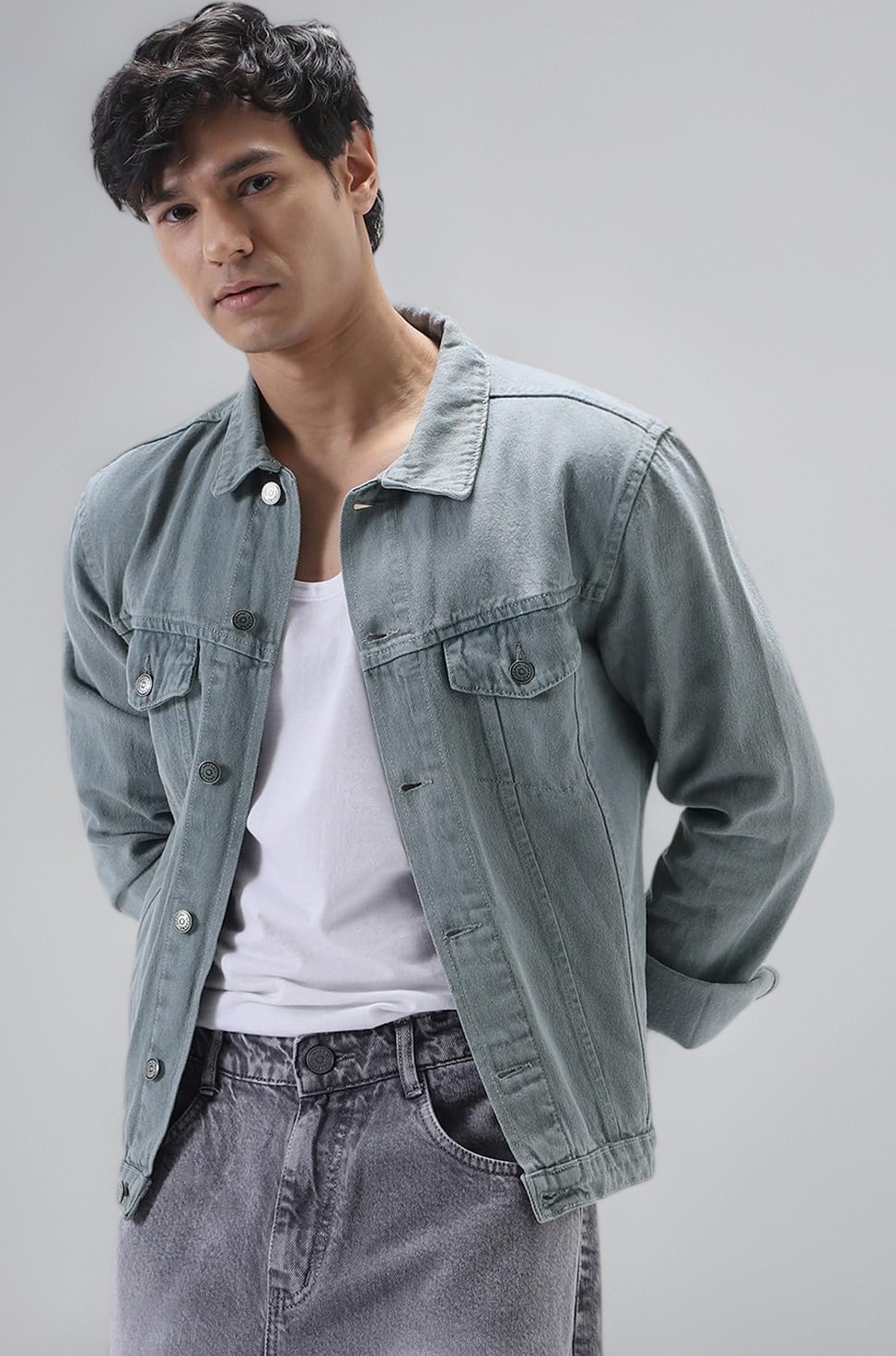 Men's Regular Fit Washed Full Sleeve Denim Jacket