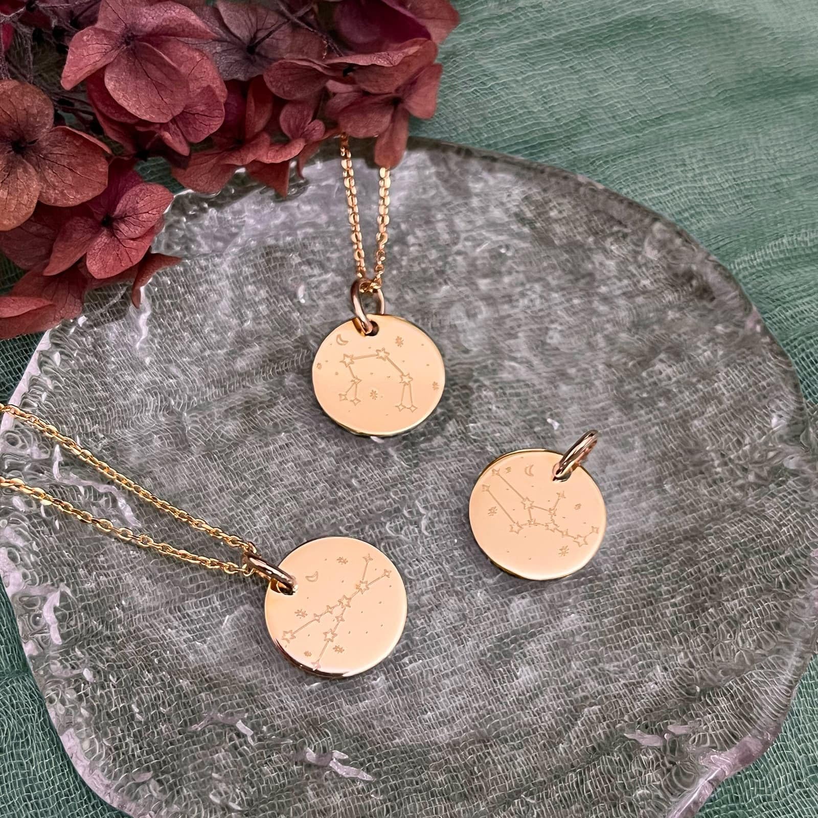 Collier enfant personnalisé dessin signe astro, plaqué or - Idée cadeau pour Noël - Anniversaires - Baptême - Communion