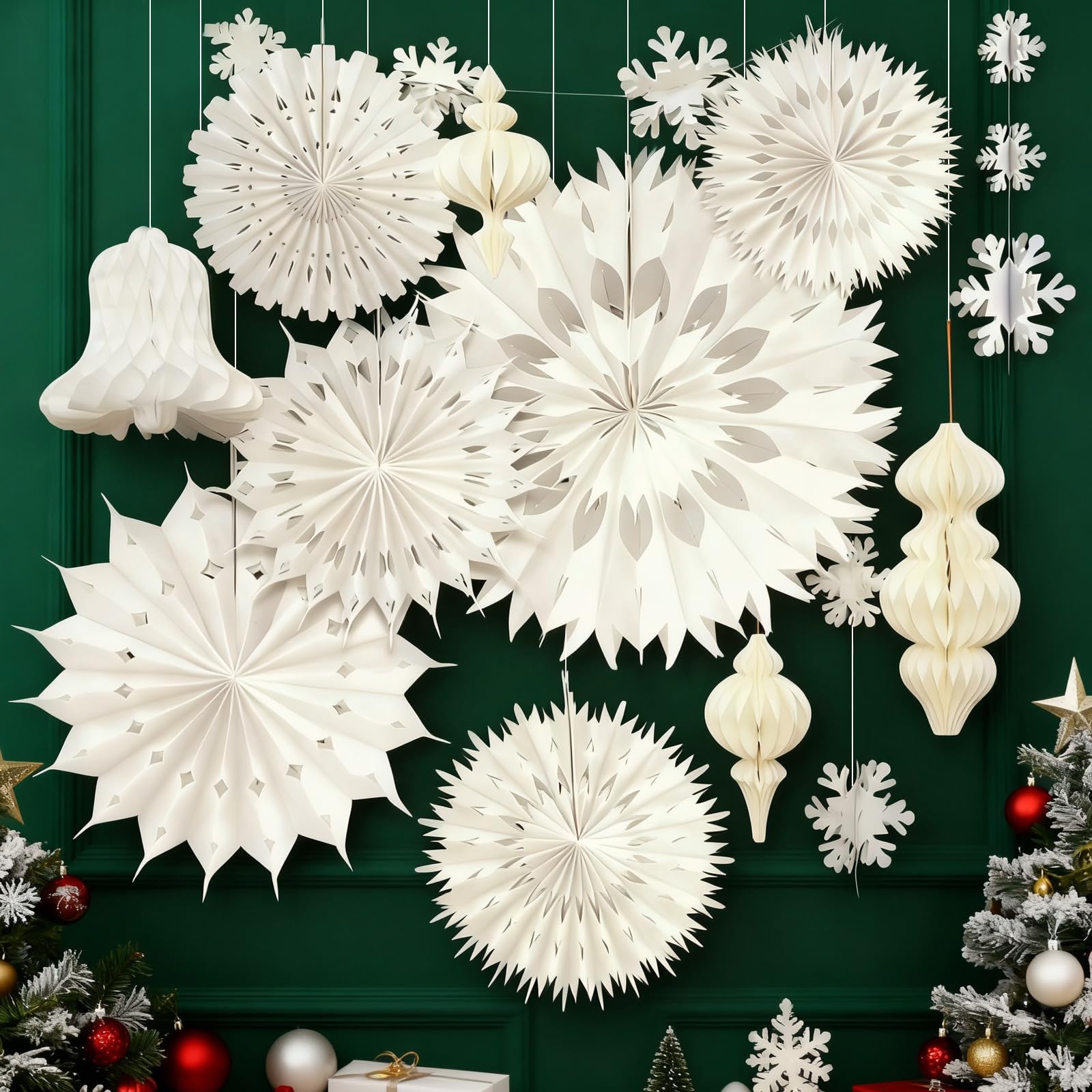 Ensemble de décorations de Noël blanches à suspendre en papier 3D en nid d'abeille, lanternes décoratives en nid d'abeille avec lumières, guirlandes d'éventails en papier pour sapin de Noël