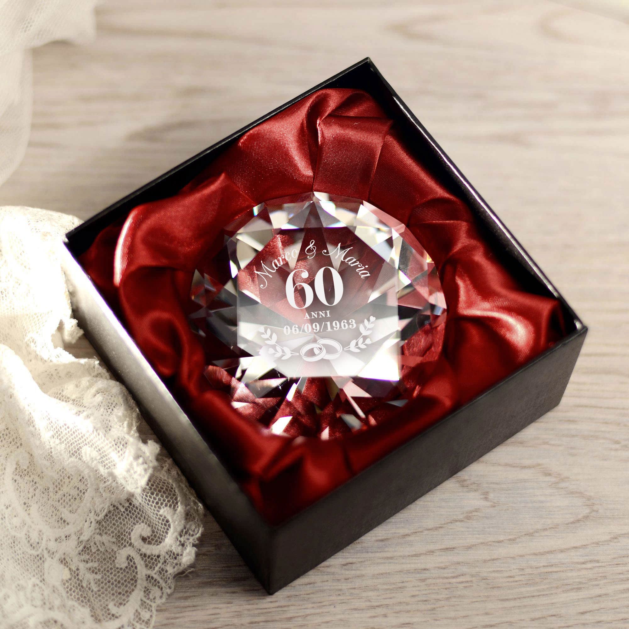 Casa Vivente Cristallo in Vetro a Forma di Diamante, Incisione Personalizzata 60° Anniversario di Nozze con Nomi e Data, Accessori Decorativi Casa