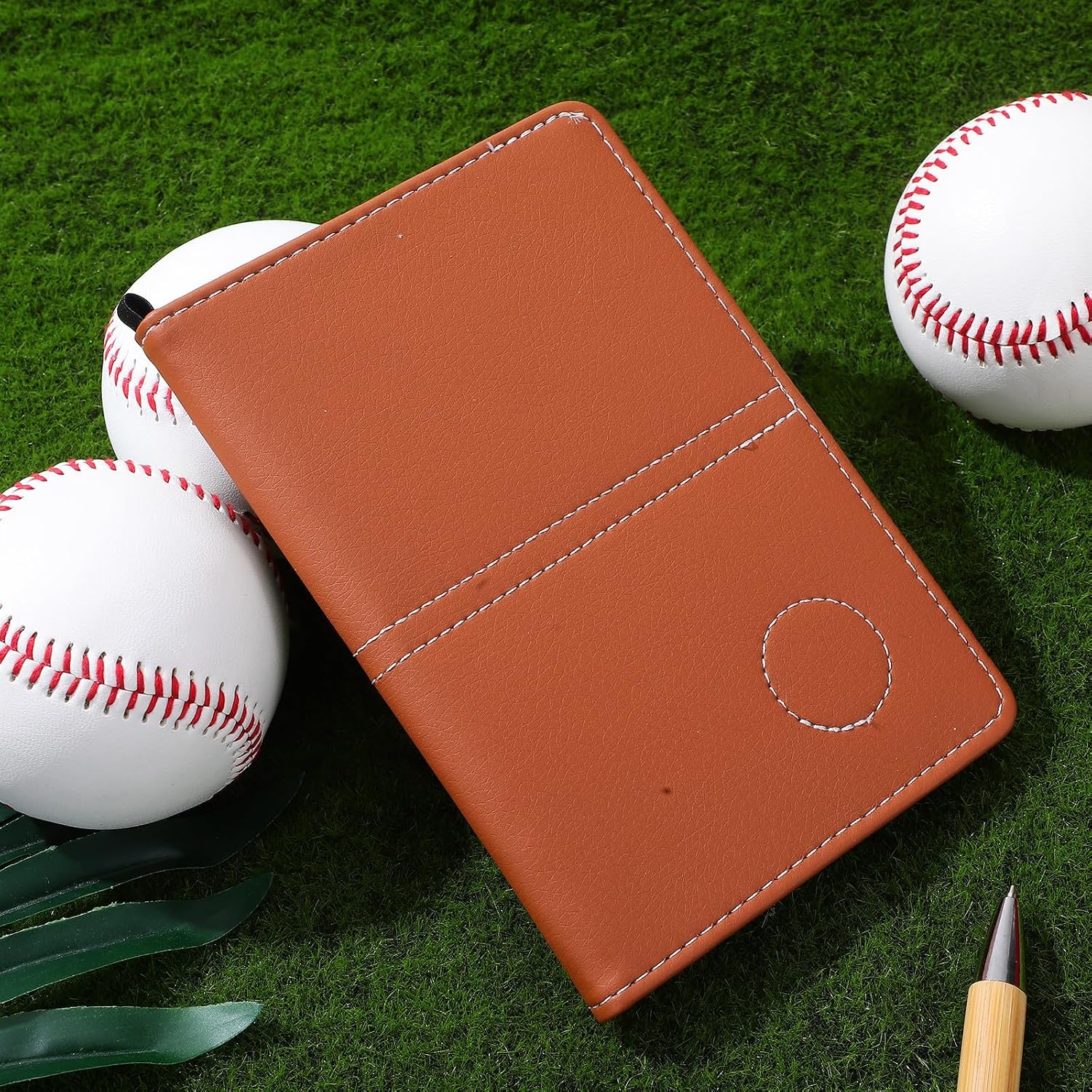 Toyvian PU Leather Golf Scorecard Holder, Professional Golf Score Book Notebook for Men Women Lightweight Yardage Book Cover Essential Accessories for Tournament Training
